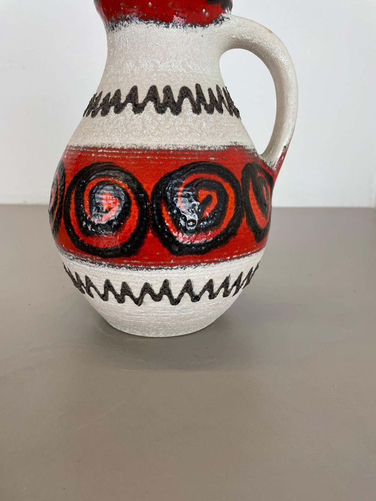 photo for sale Red White Ceramic Brutalist Vase Fat Lava Carstens Tönnieshof, Germany, 1970s