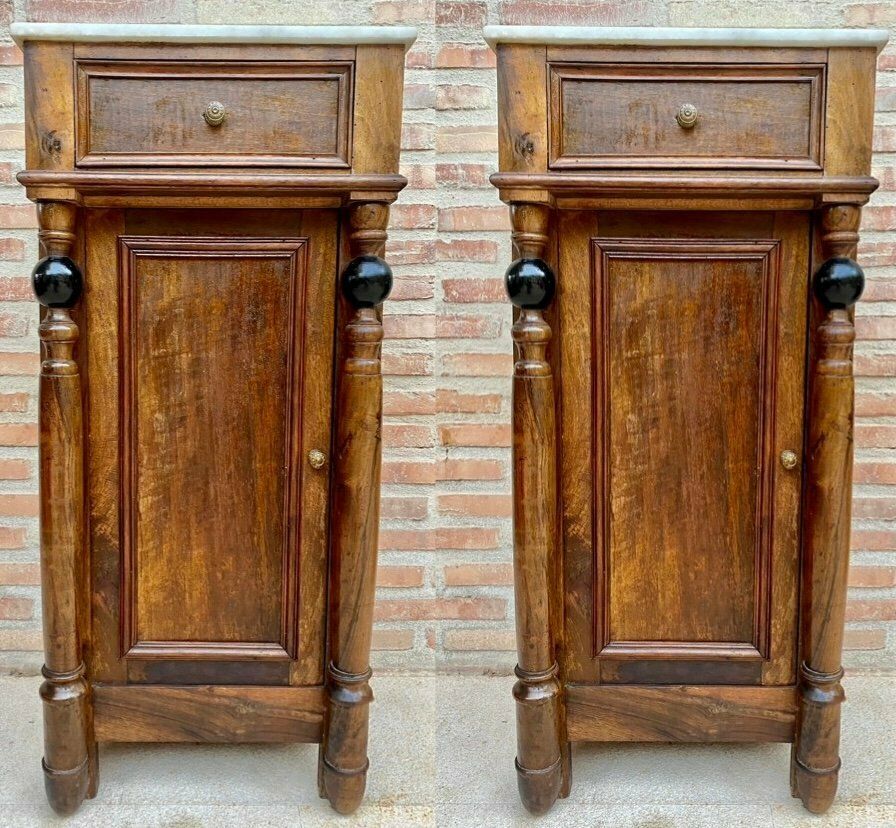 Early 20th Century French Walnut Nightstands With One Drawer And Marble Top, 1920s, Set Of 2