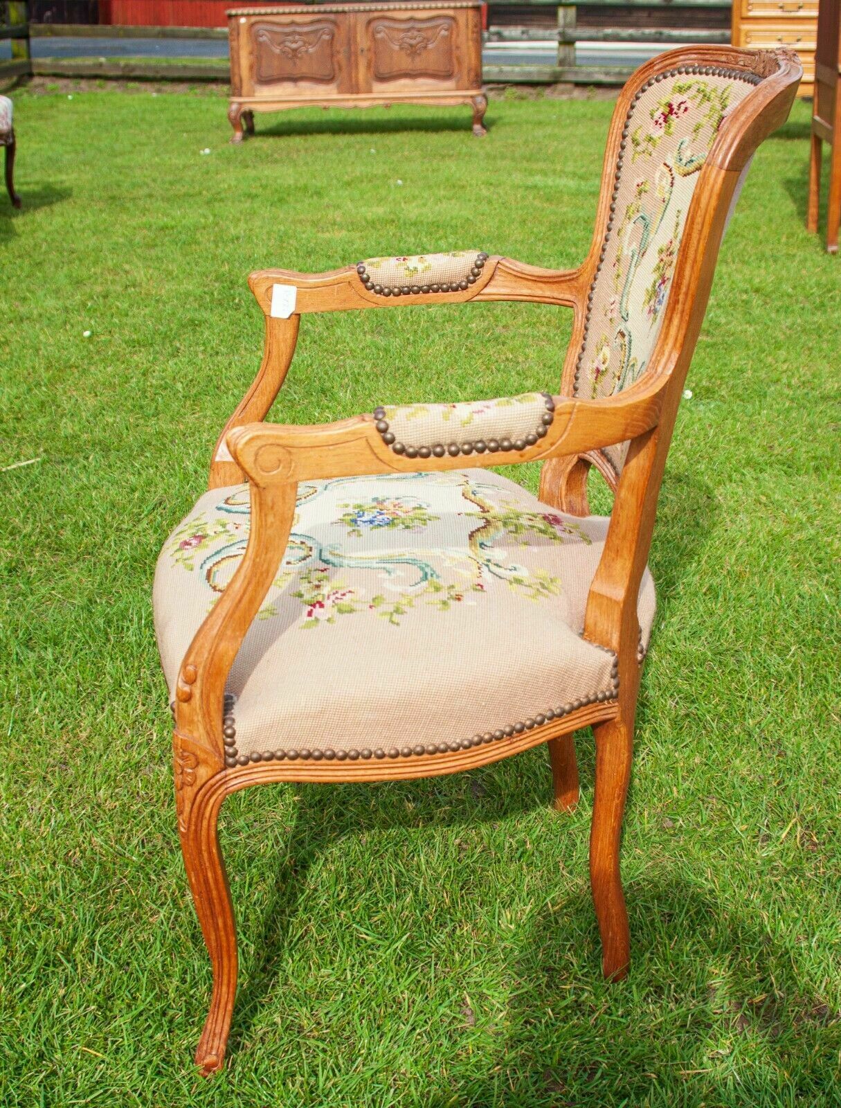 French Louis XV Carved Oak Floral Pattern Armchair! Som992 photo for sale