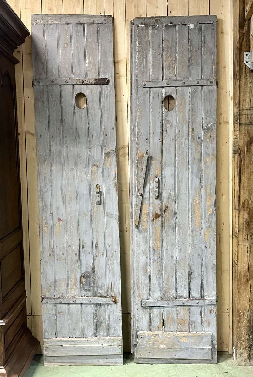 Pair Of Pine Shutters From The Early 20th Century From The Manoir De La Psalette In Tréguier   Cotes D'armor