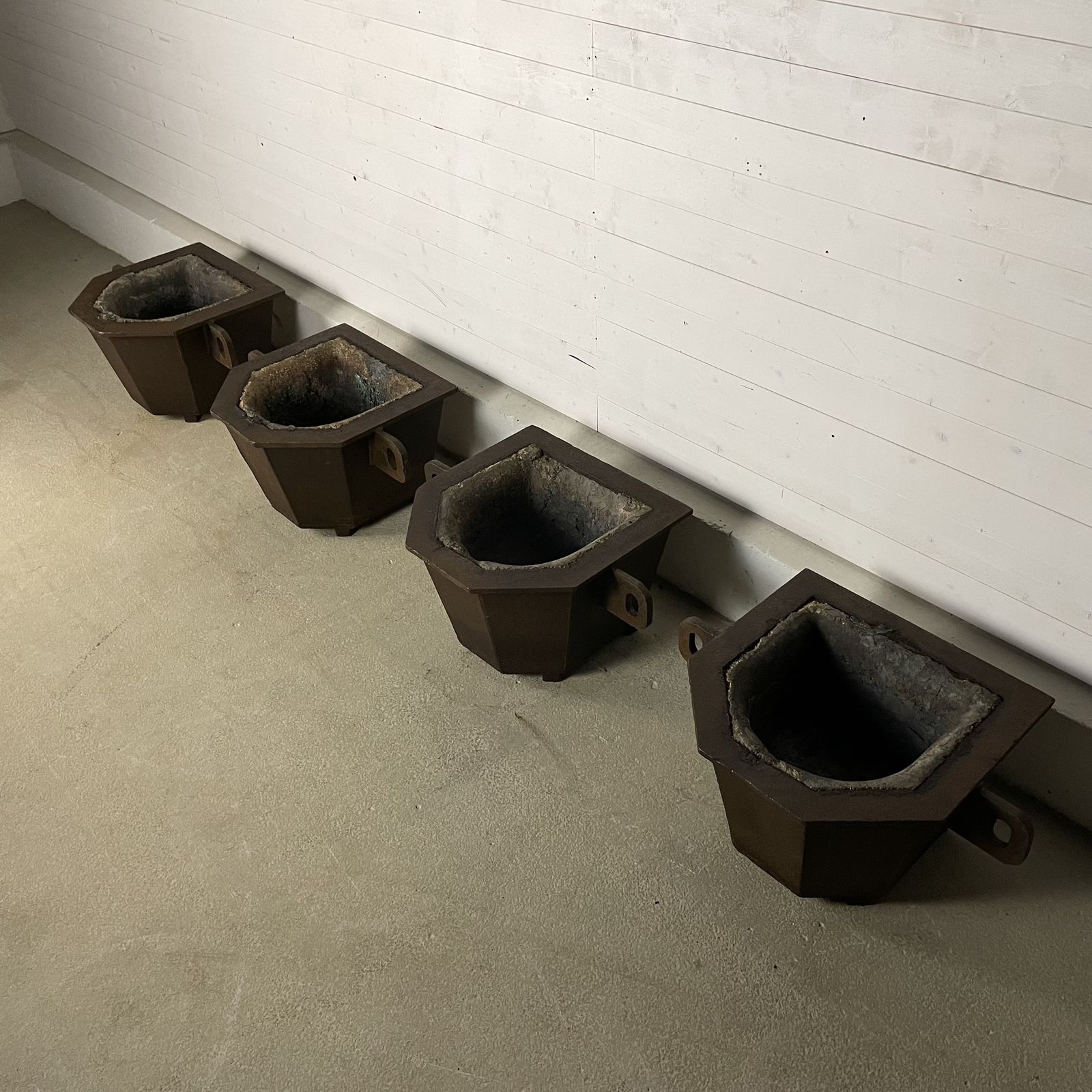 Set Of 4 Heavy Duty Steel Foundry Pots photo for sale
