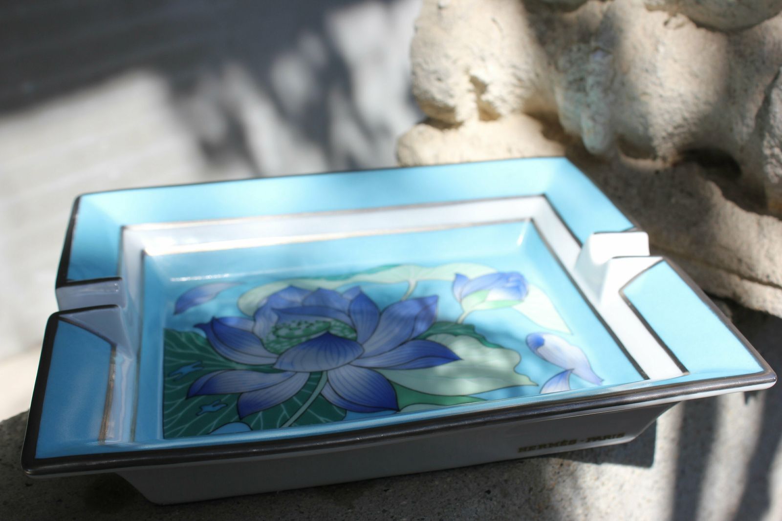 Hermes Porcelain Blue Flowers Ashtray Limoges French Porcelain Two Cigarette Cigars Ash Tray photo buy