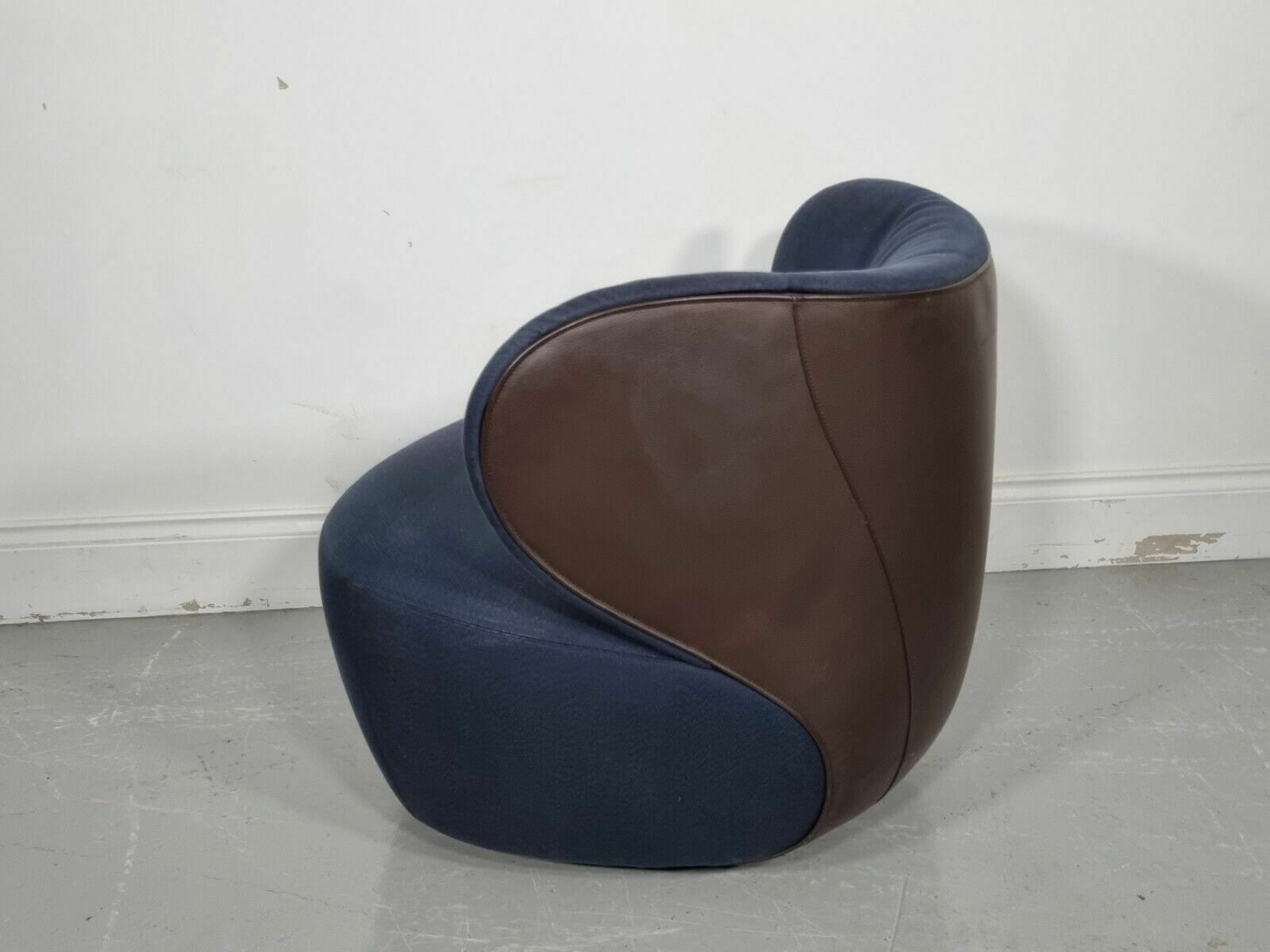 Impeccable Walter Knoll Bao Swivel Chair In Navy Fabric And Chocolate Leather (3 photo buy