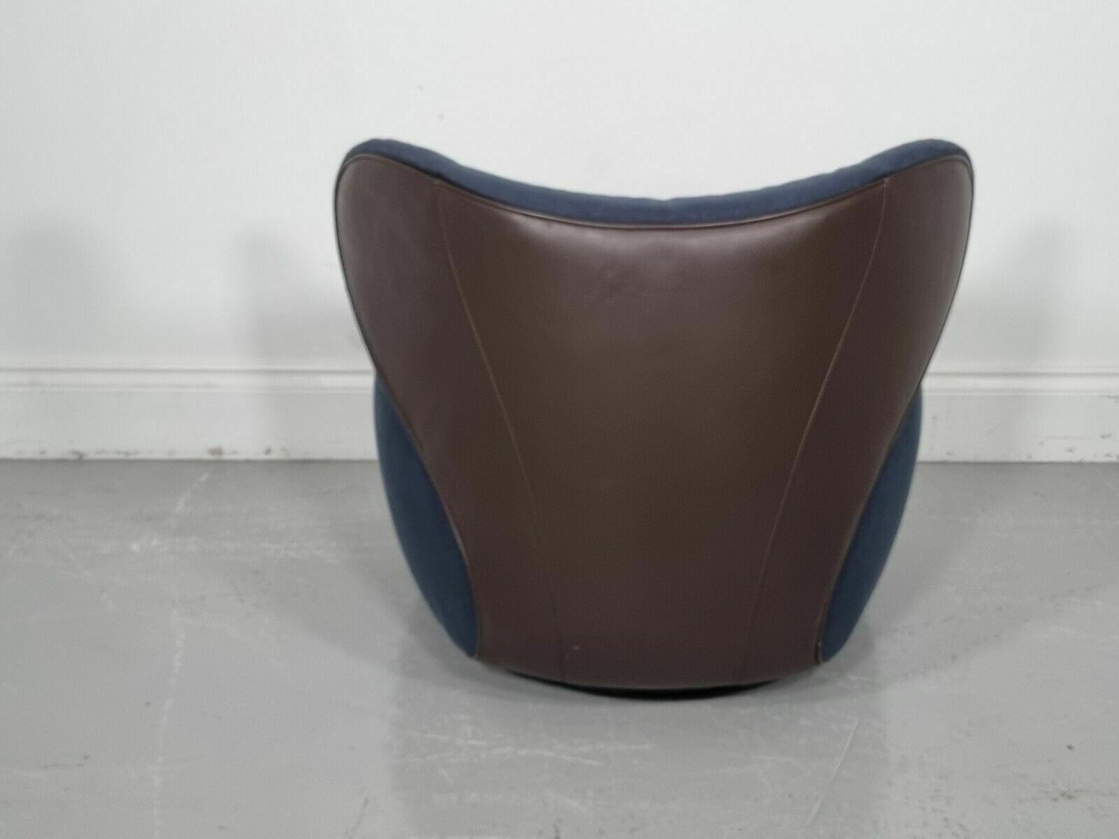 photo furniture Impeccable Walter Knoll Bao Swivel Chair In Navy Fabric And Chocolate Leather (3