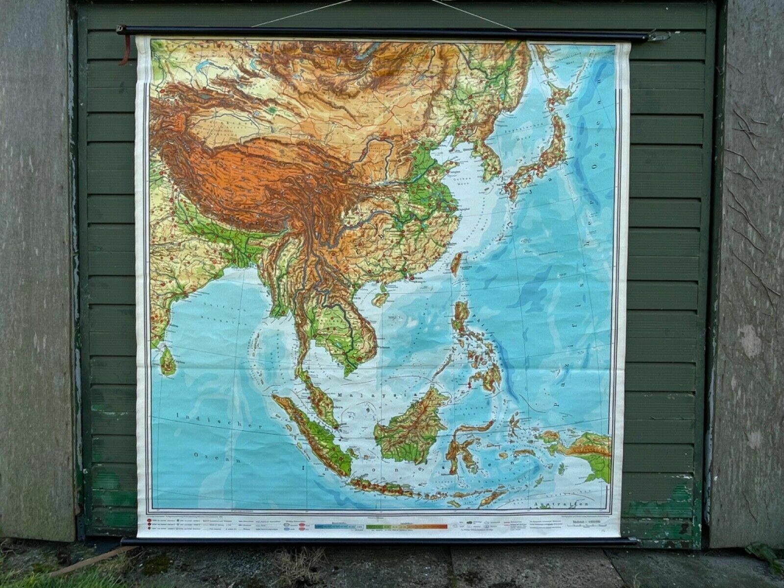 Vintage South & East Asia Geographical Roll Down School Map Chart Geography