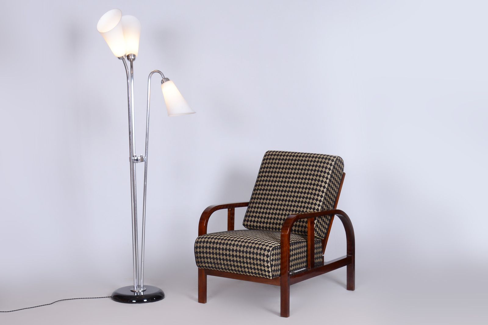 Restored Artdeco Floor Lamp, Chrome Plated Steel, Czechia, 1930s photo Lighting