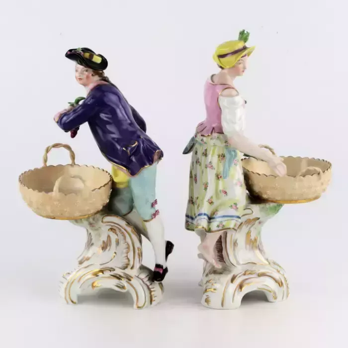 A Pair Of Kpm Porcelain Candy Bowls. "Winegrower And Gardener". photo furniture