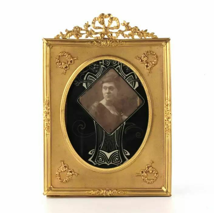 Photo Frame Of Gilded Bronze In The Style Of Neoclassicism