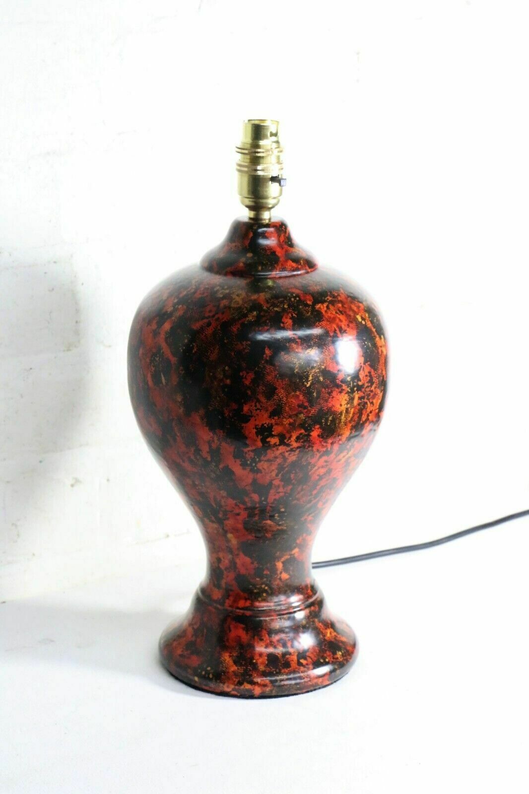 photo furniture Table Lamp A Vintage Hand Painted Japanned Lamp 1970s Mid Century Modern Vgc