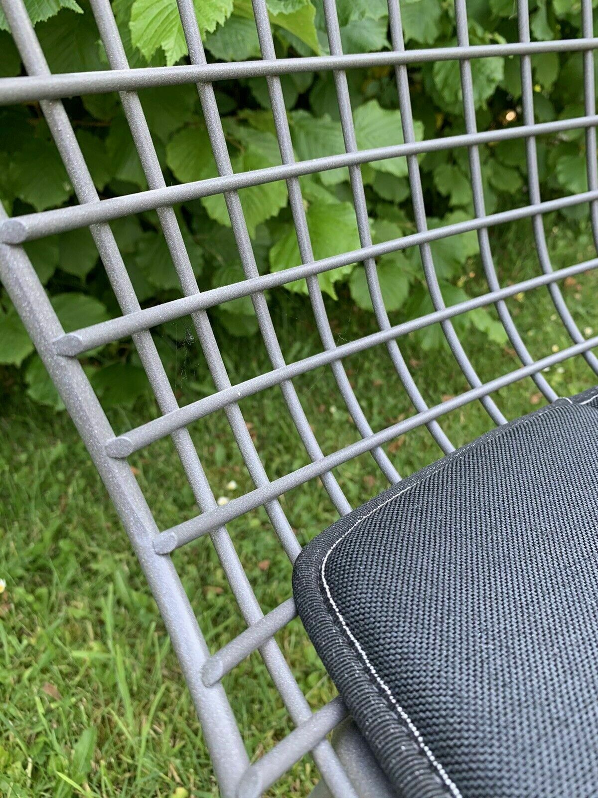 Pair Of Classic Harry Bertoia Knoll Side Chairs photo Furniture