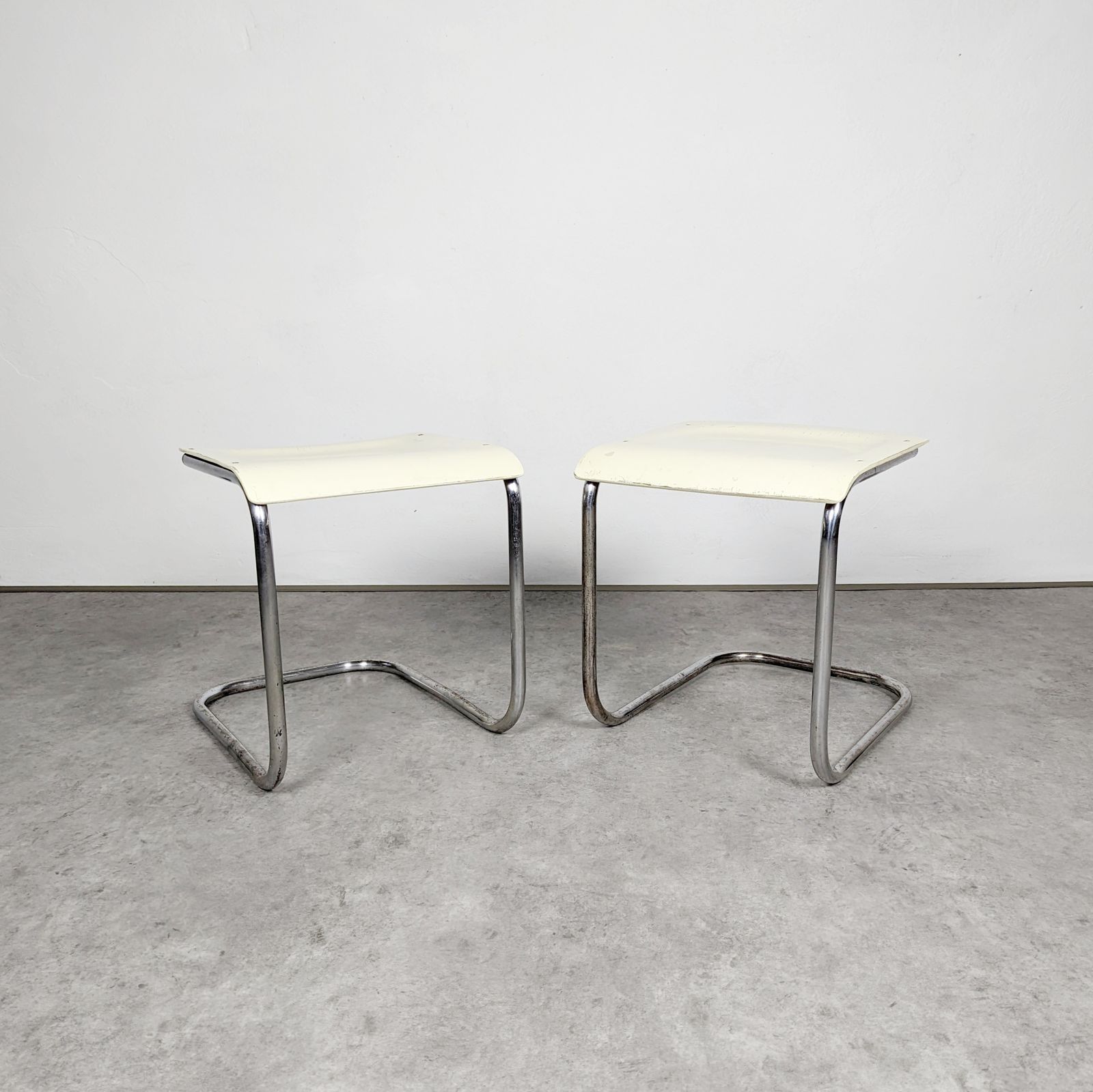 Pair Of Cantilever Tubular Steel Bauhaus Stools By Mart Stam photo 1390.0