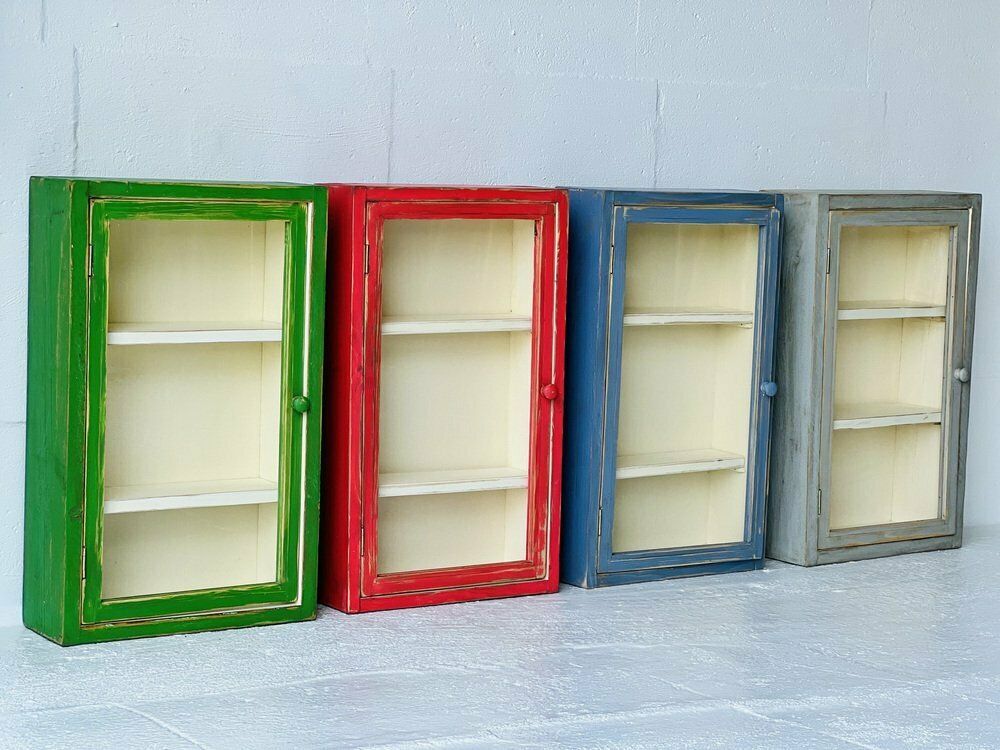 Vintage Wandkast Met Glazen Deur photo for sale