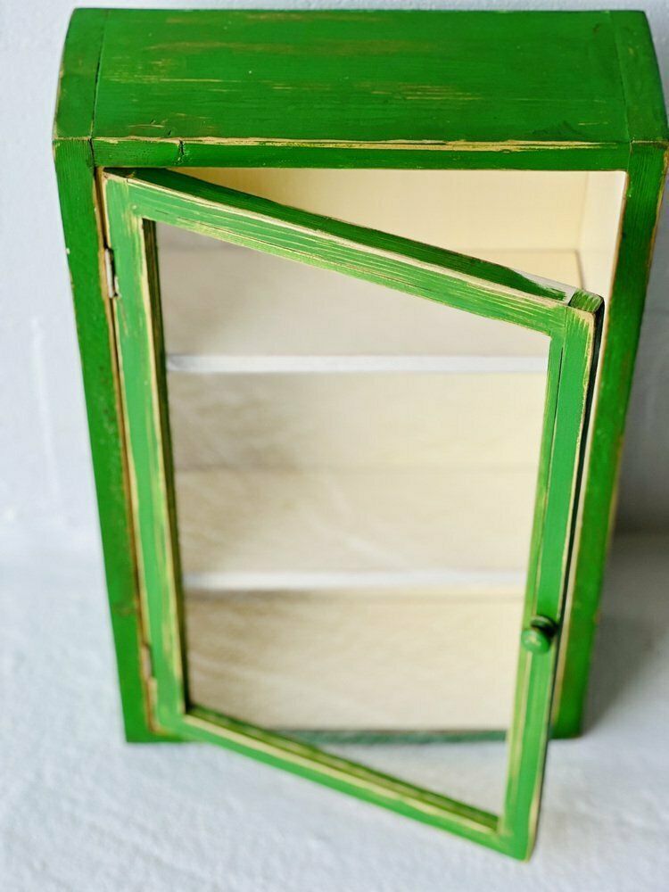 Meubels Vintage Wandkast Met Glazen Deur photo