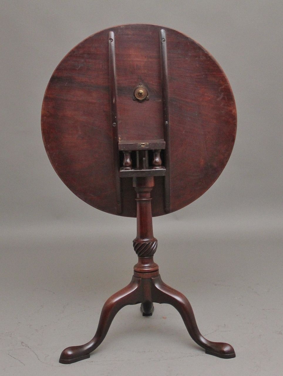 18th Century Mahogany Tripod Table photo 1350.0