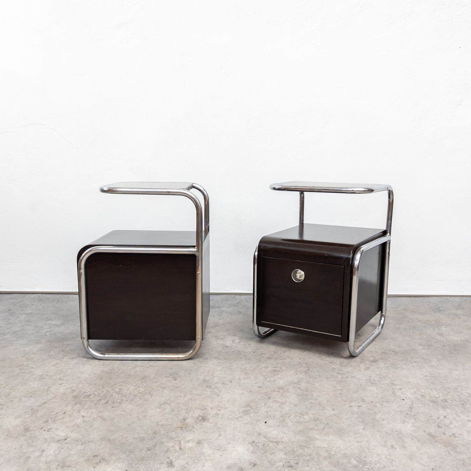 Unique Bauhaus Tubular Steel Night Stands By Hynek Gottwald photo vintage