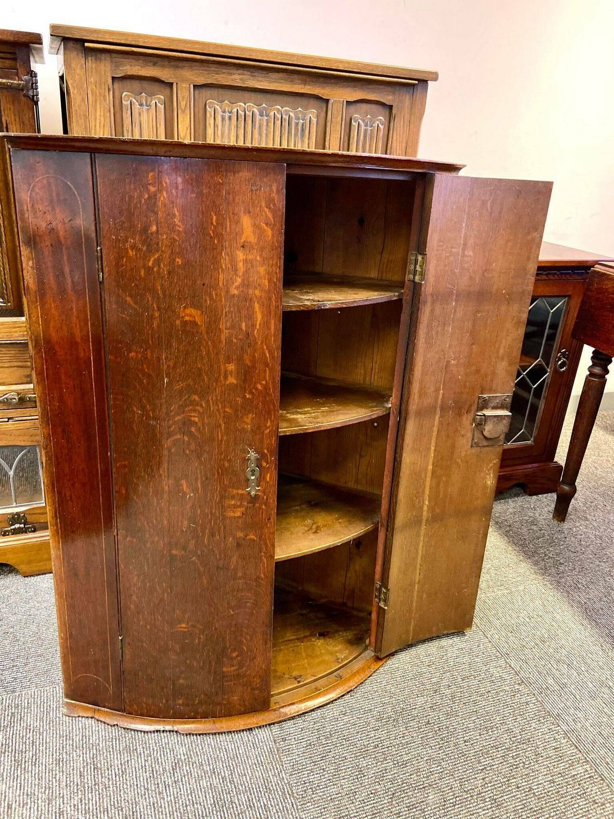 Antique Georgian Bow Front Corner Cupboard / Made In England C1780 photo 400.0