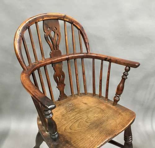 3080.0 Good C19th Pair Of Burr Yew And Elm Windsor Armchairs photo