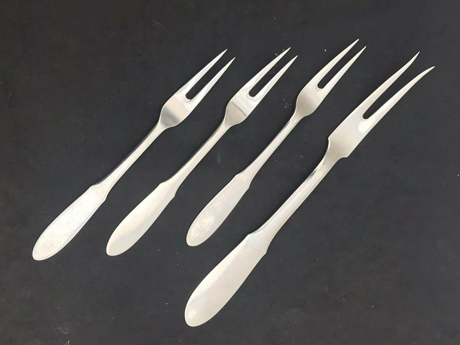 Mitra Georg Jensen Gundorph Albertus Set 4 Cold Meat Forks Stainless Steel, 1940s Replacement Forks Danish Cutlery Scandinavian Flatware