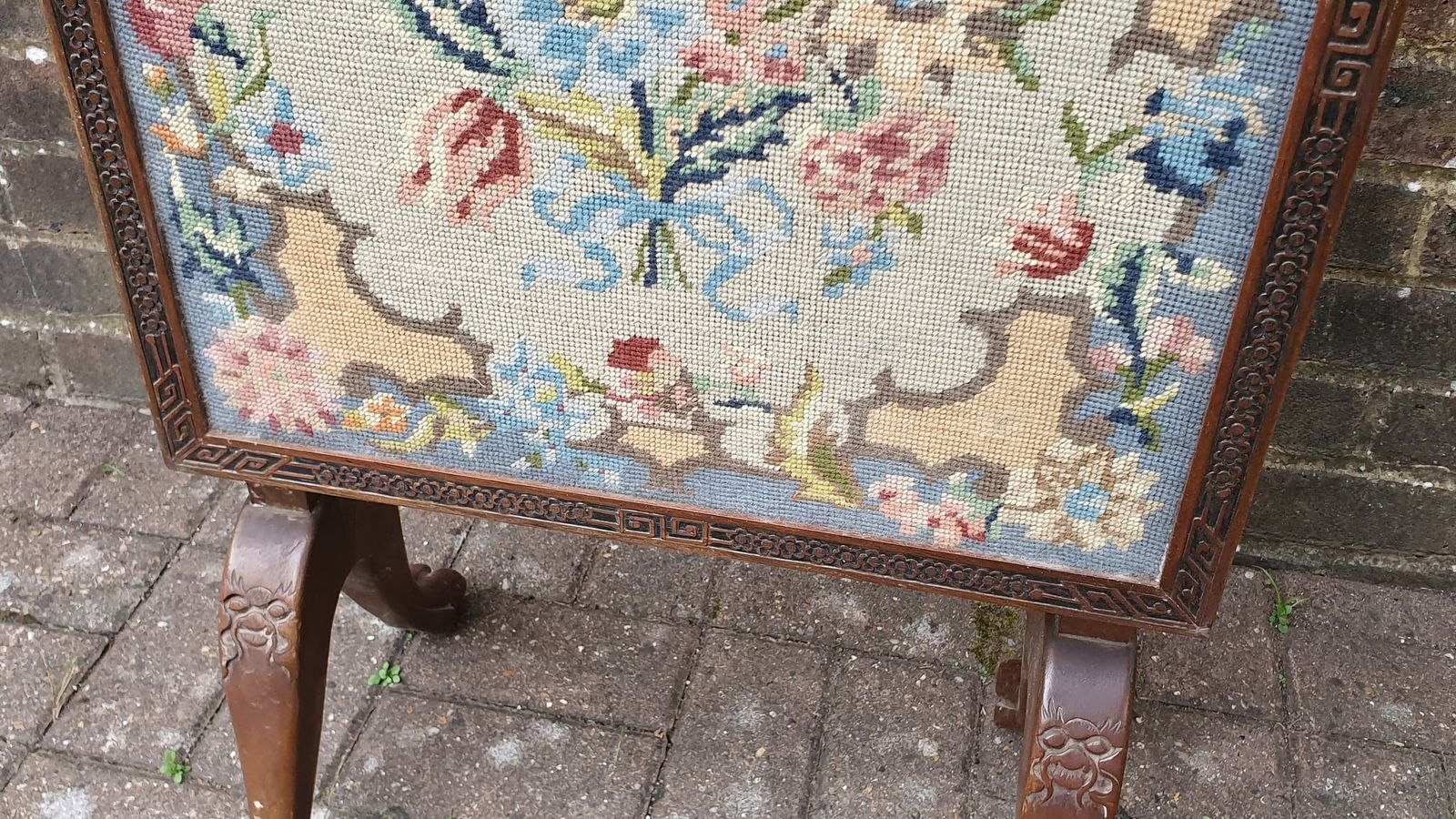 Large Vintage Mahogany And Still Life Tapestry Fire Screen photo 195.0