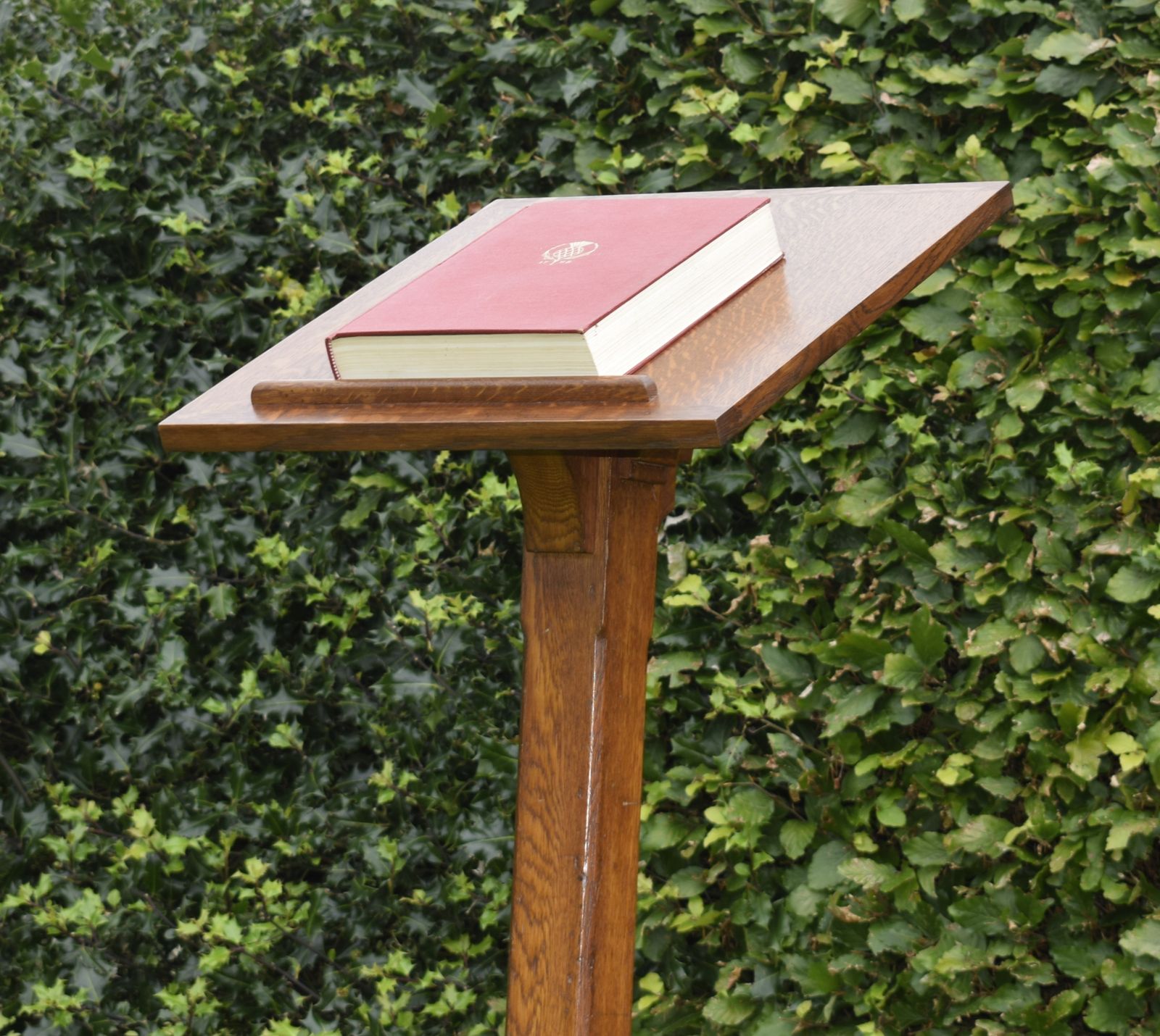Furniture Early 20th Century Oak Lectern photo