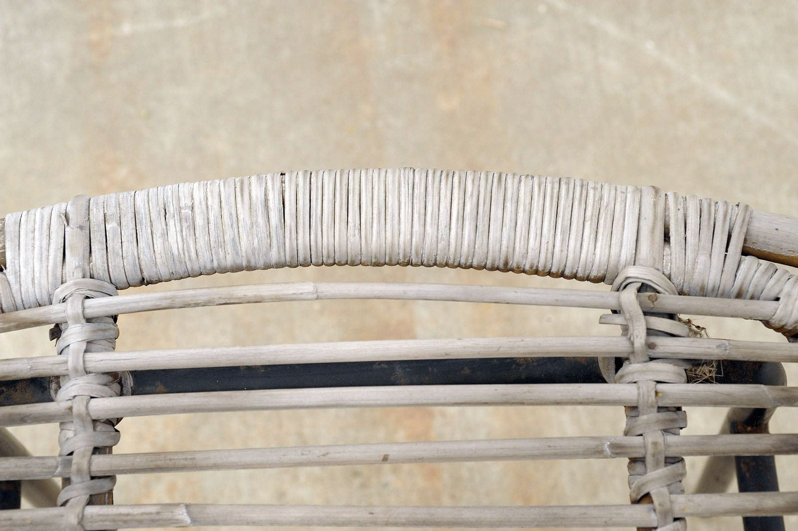 photo vintage Mid Century Rattan Stool By Alan Fuchs, Uluv, 1960´S, Czechoslovakia