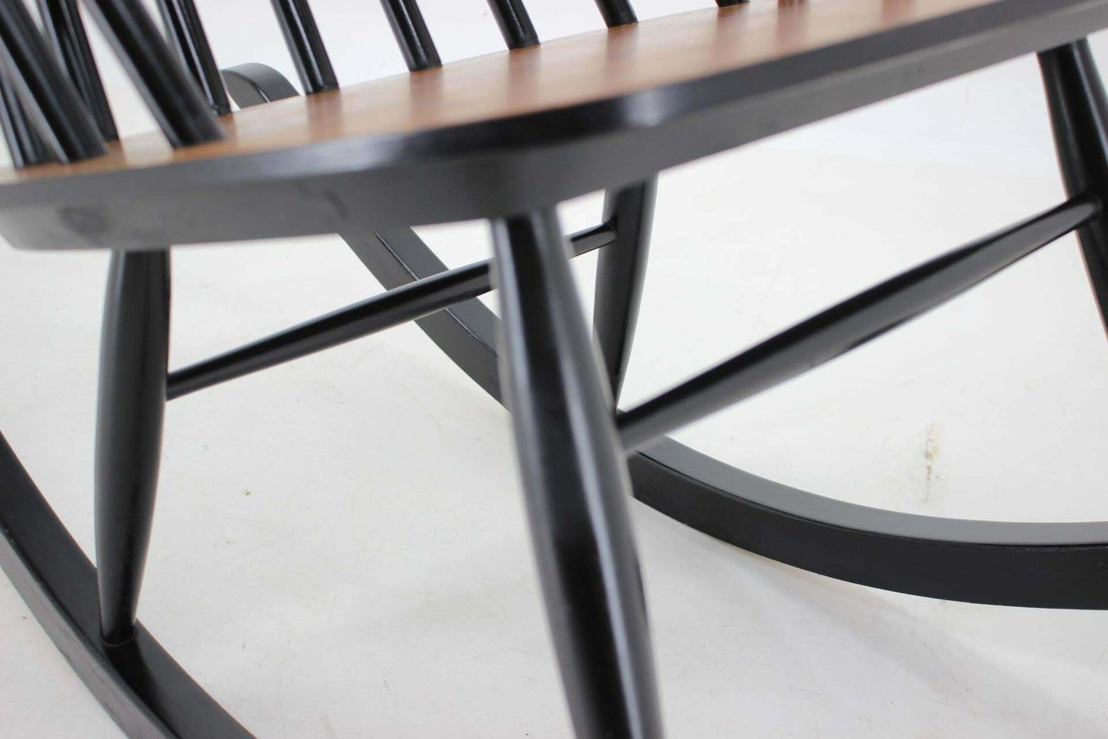 photo furniture 1960s Varjosen Puunjalostus Beech Rocking Chair, Finland