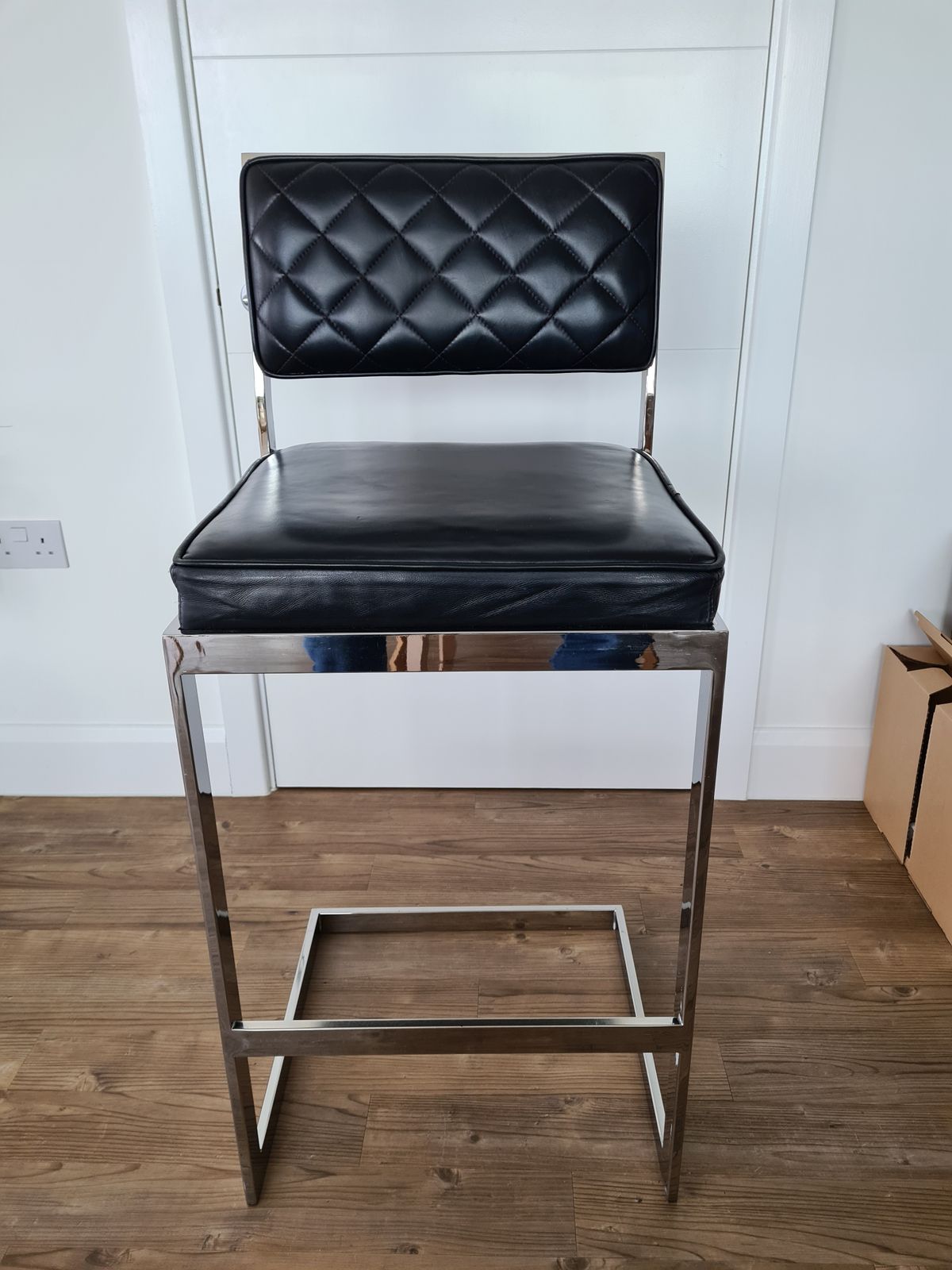 Milo Baughman/Estee Lauda, Canterleiver Bar Stools