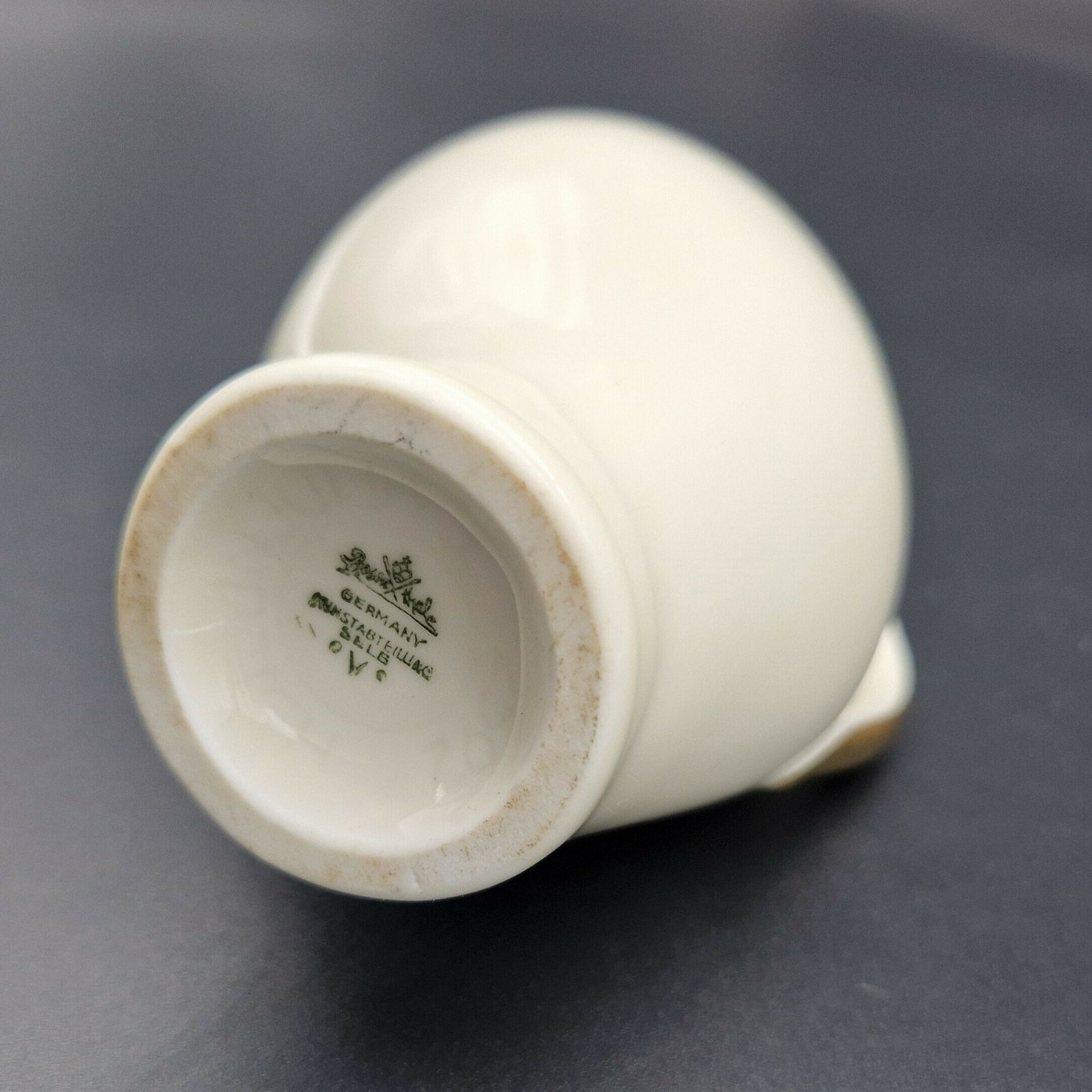 Porcelain Vase "Schwangere Luise" By Fritz Heidenreich For Rosenthal. 1950 photo Home Decor