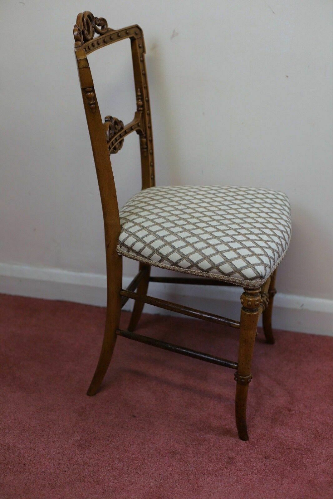 photo furniture Beautiful Victorian Satin Walnut Bedroom Chair