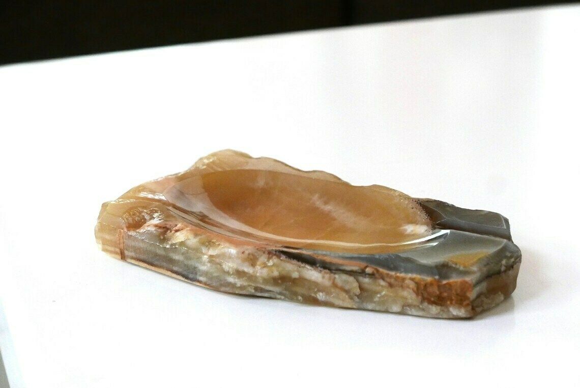 Grande coupe en albâtre, années 1970 / Cendrier, sculpture, pierre sculptée, pastel, brun, folk, Boho Chic photo Décoration