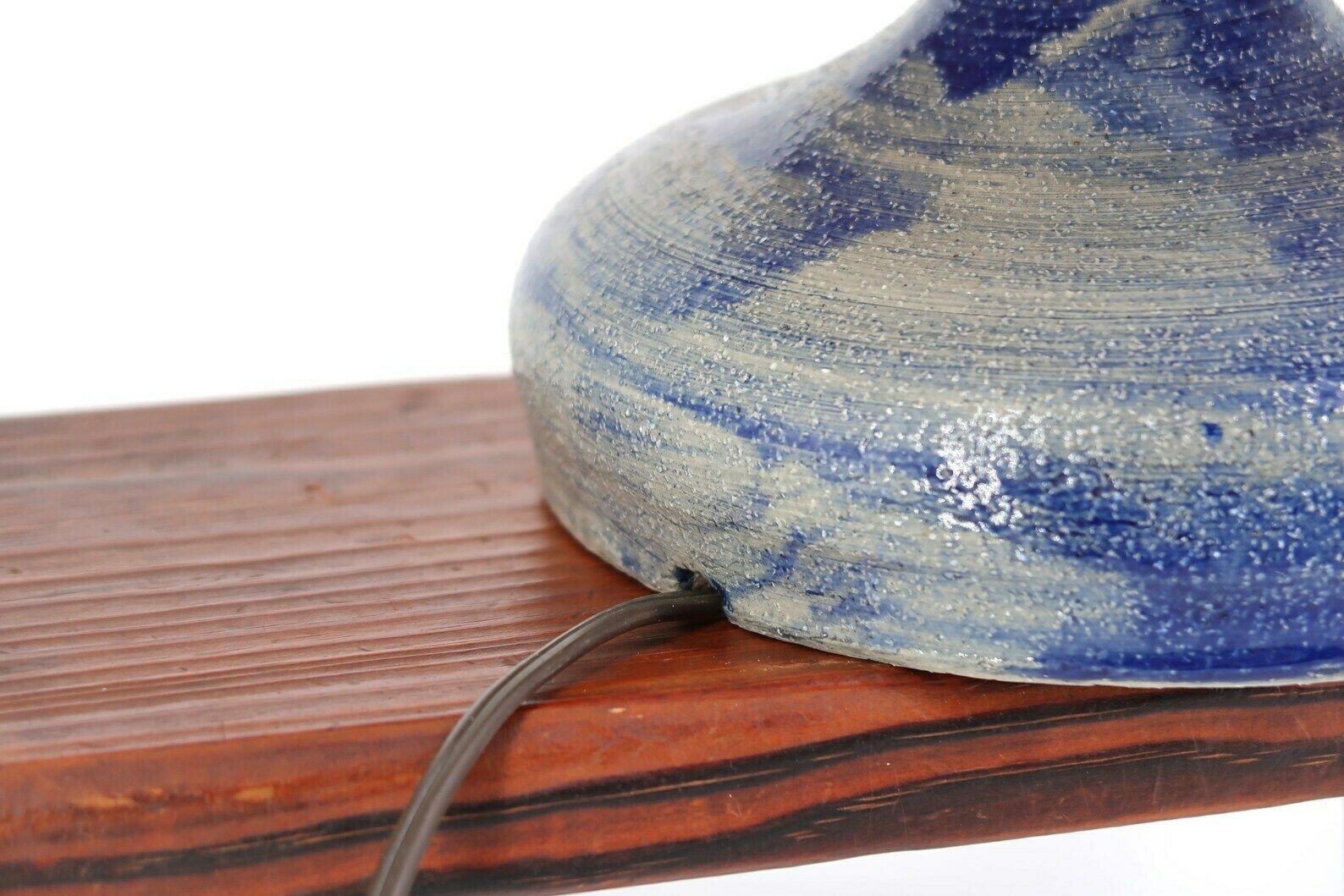 Lampe de table en céramique, abat-jour en raphia, années 1960 / Grès, bleu, Boho Chic, Folk, Country, blanc beige gris photo vinterior