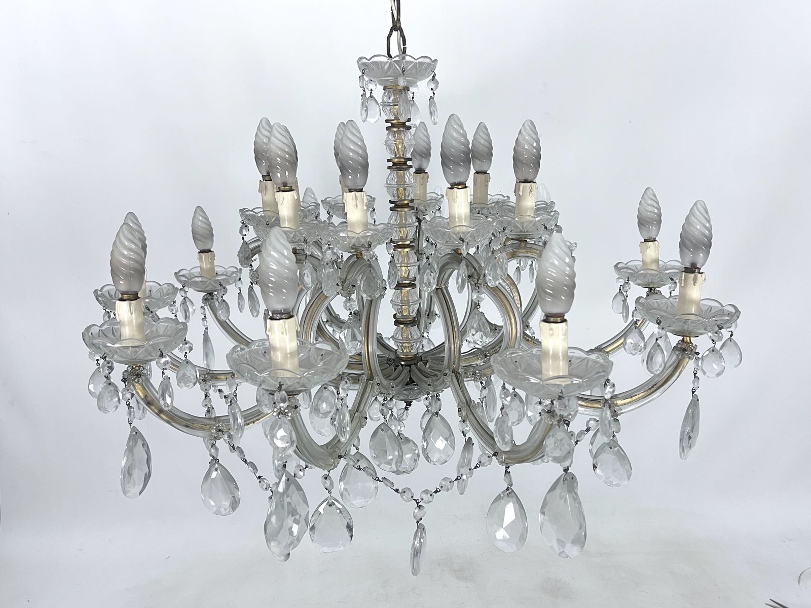 Mid Century Maria Teresa Crystal And Brass Large Chandelier. Italy 1940s photo for sale