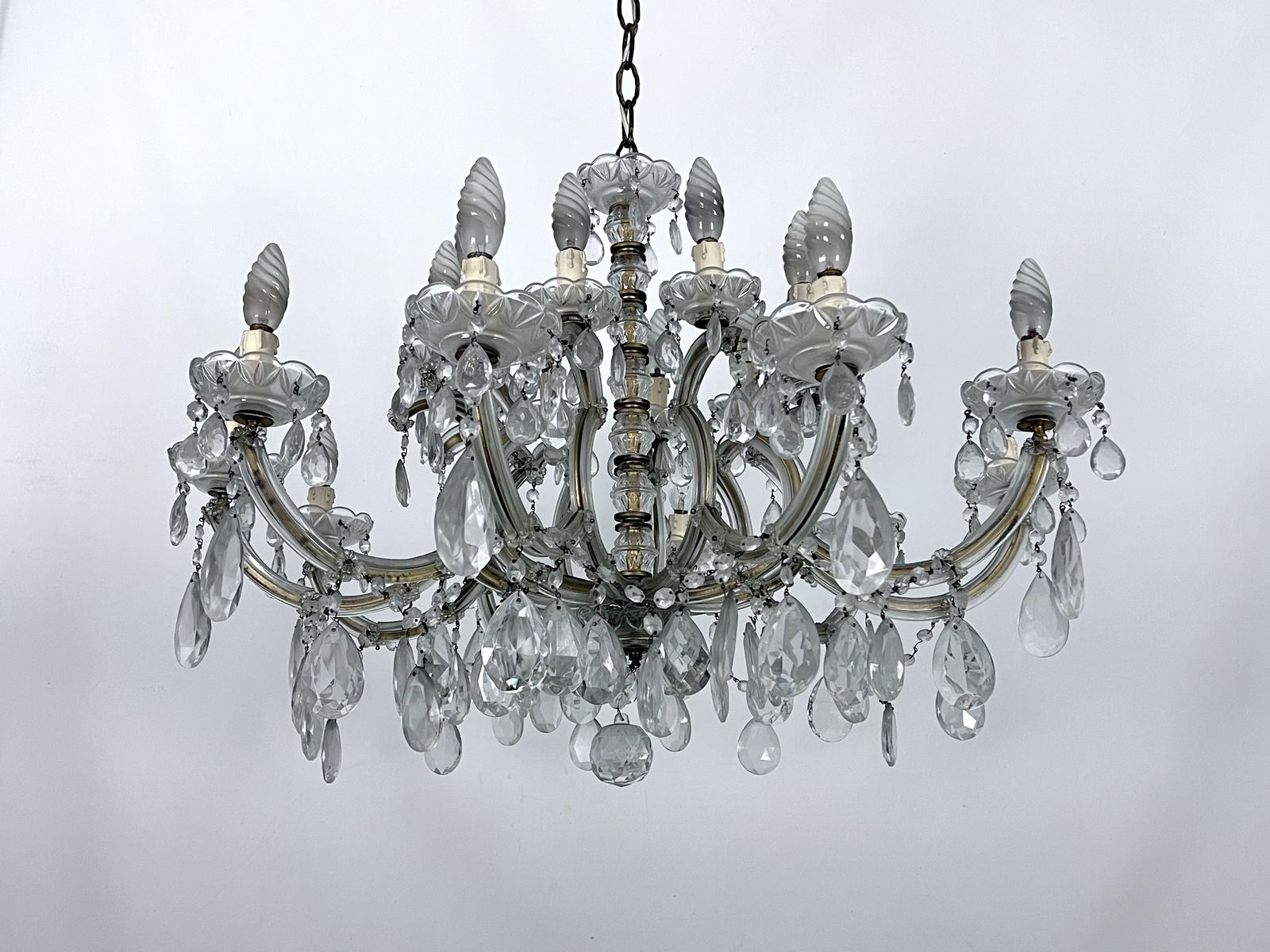 Mid Century Maria Teresa Crystal And Brass Large Chandelier. Italy 1940s
