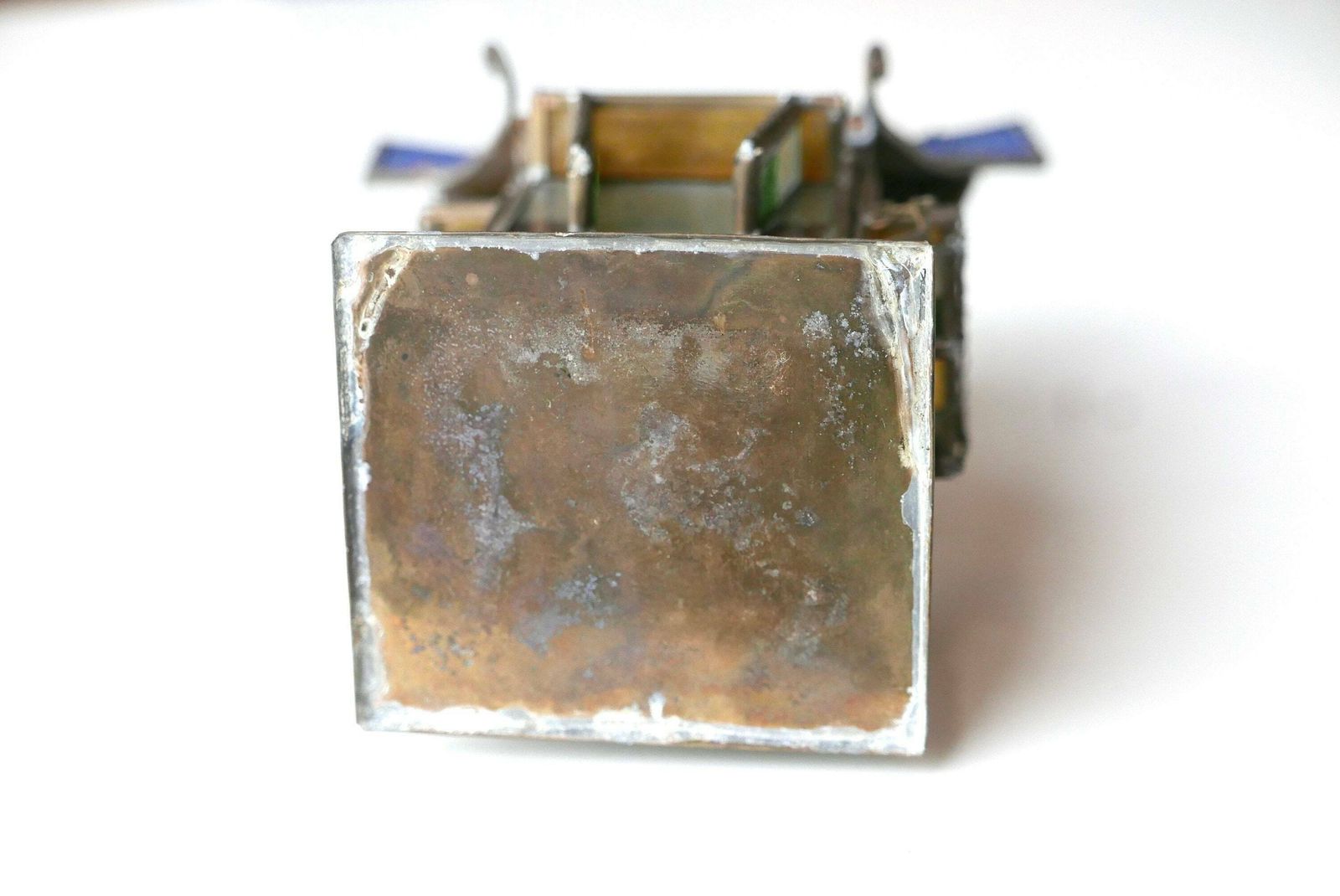 photo for sale Lanterne en verre et métal, lampe à huile, années 1950, vintage, folk, boho chic, bohémien, à suspendre au mur