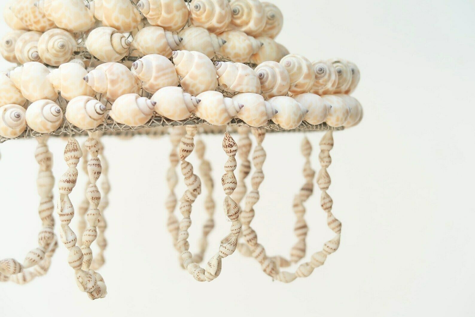 Schelpen Plafondlamp Of Hangende Decoratie, Jaren 1960 / Verlichting, Boho Chic, Bohemian, Folk, Nautical Beach Decor, Tiki photo Verlichting