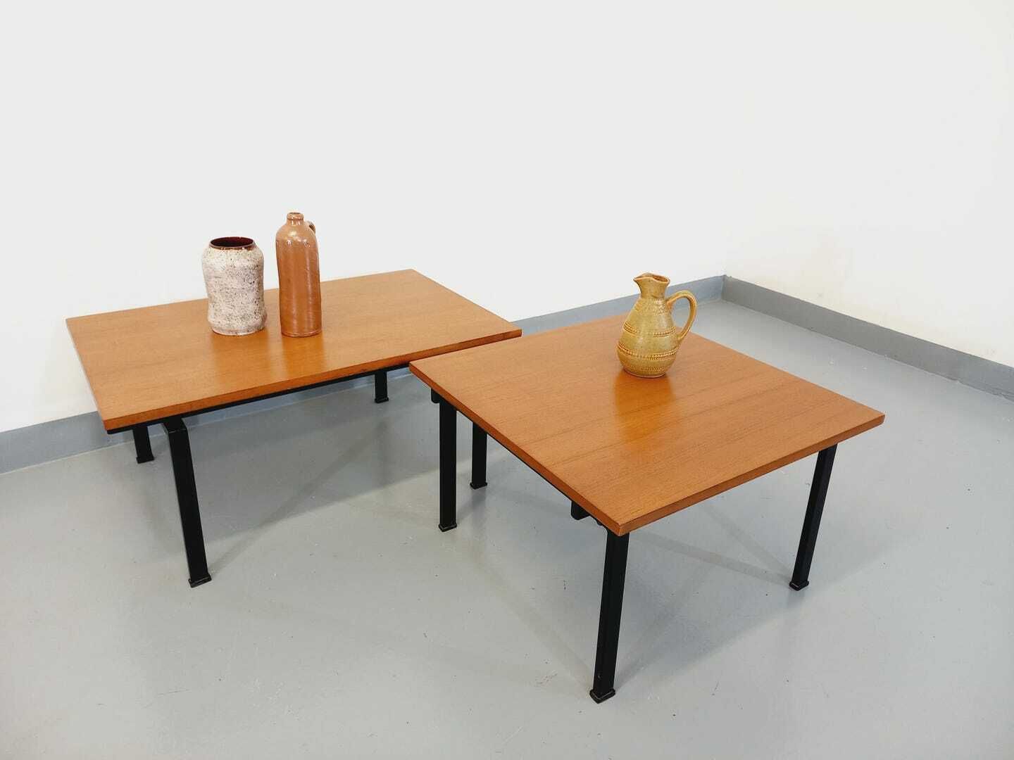 2 tables basses Isa en teck, années 1960