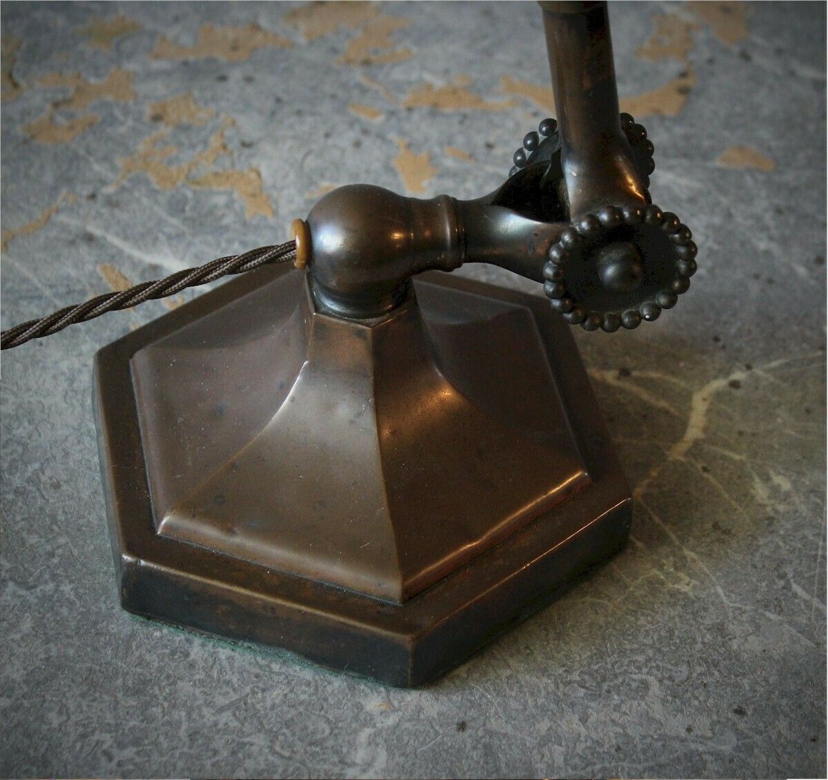 Dugdill Daisy Cog Table Lamp In Copper photo furniture