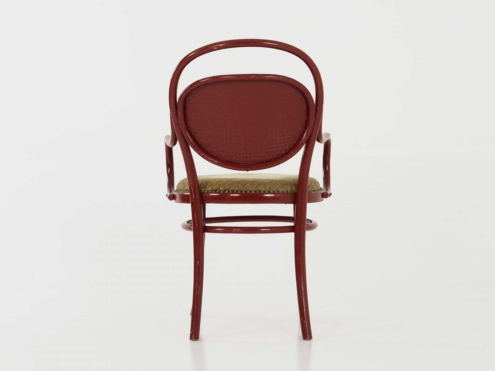 Beech Chair, German Design, 19th Century, Designer: Michael Thonet, Production: Austria photo vinterior