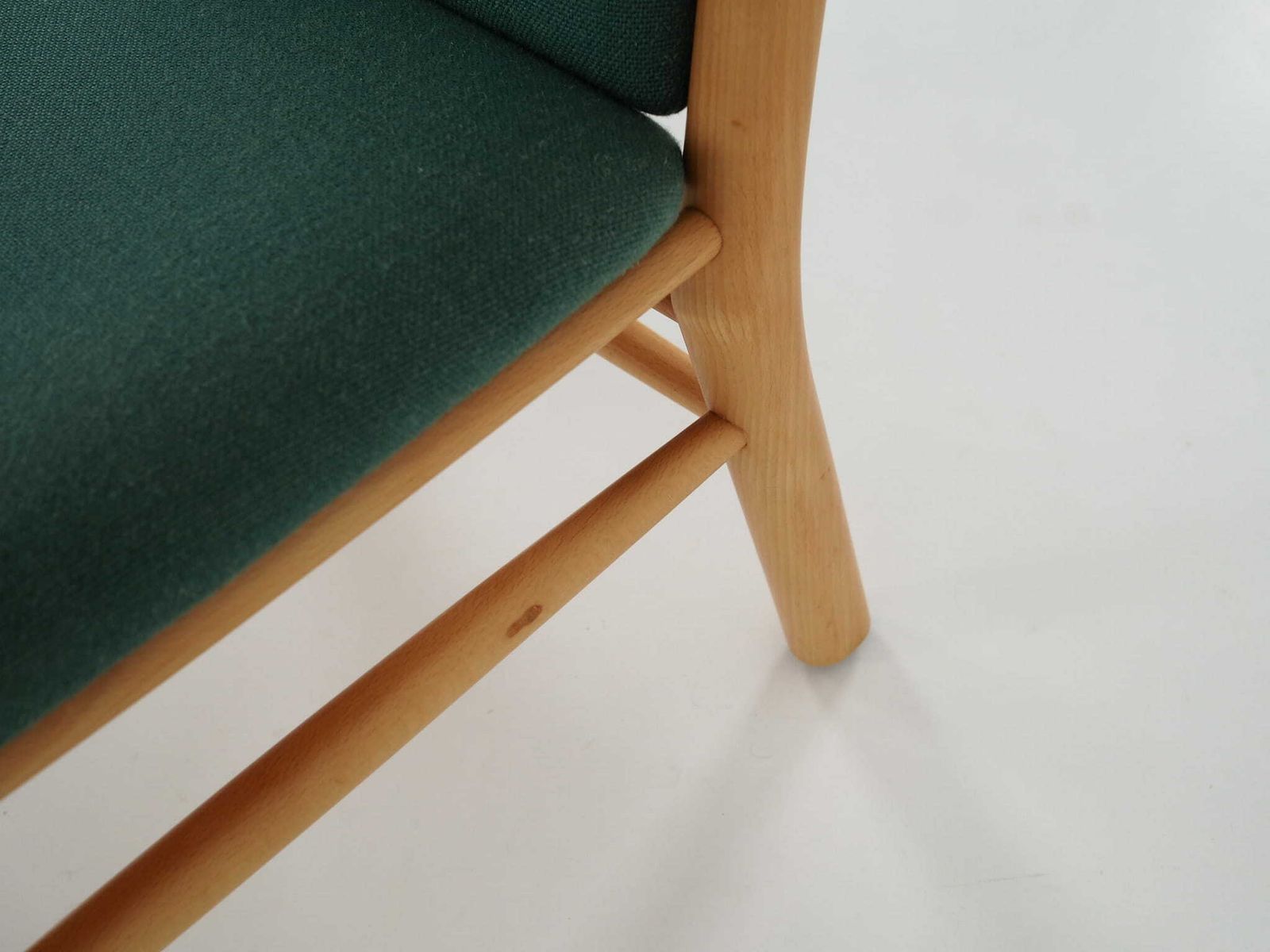 photo vintage Beech Armchair, Danish Design, 1970s, Designer: Erik Ole Jørgensen, Manufacture: Tarm Stole & Møbelfabrik