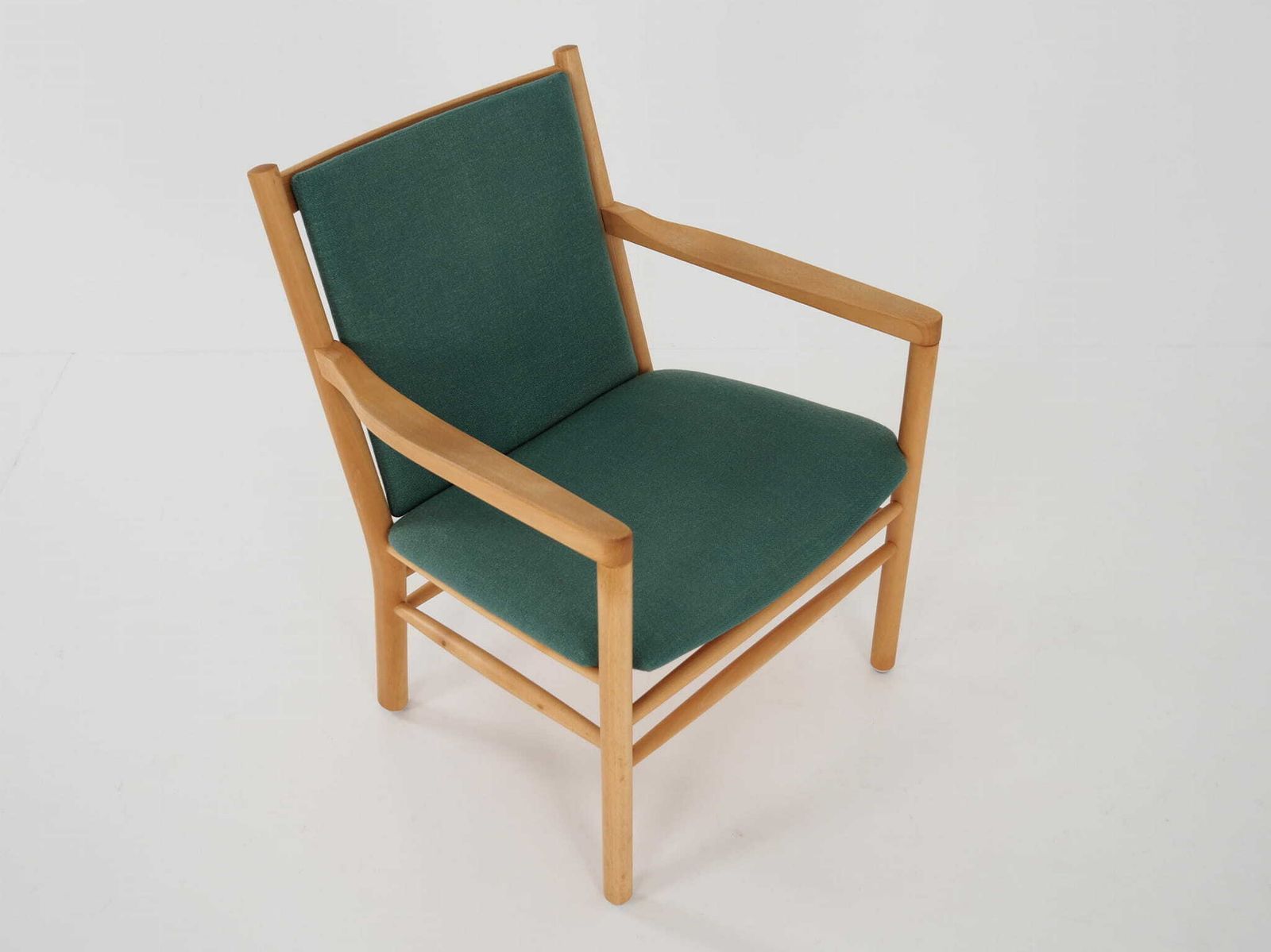 photo furniture Beech Armchair, Danish Design, 1970s, Designer: Erik Ole Jørgensen, Manufacture: Tarm Stole & Møbelfabrik
