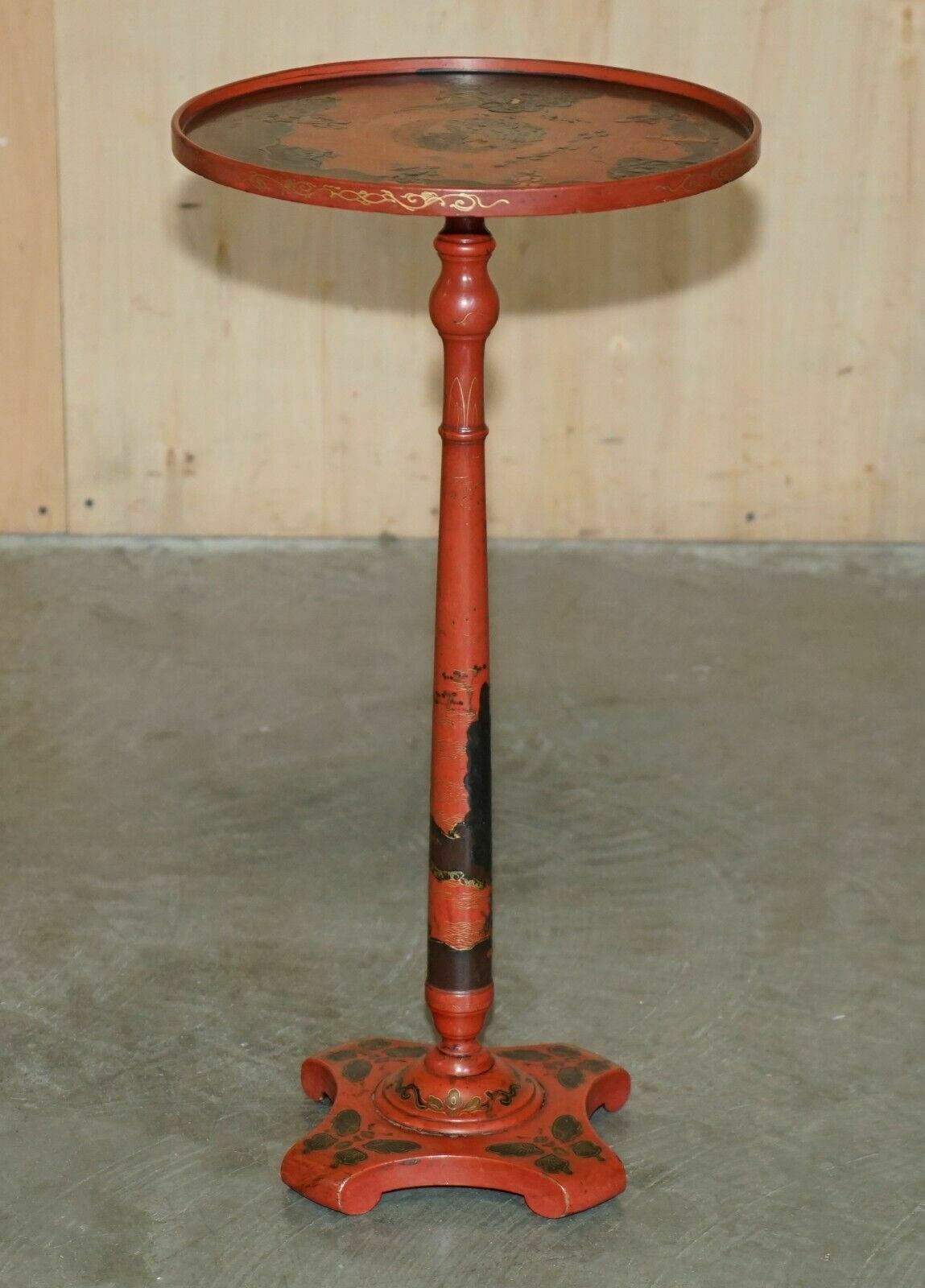 Lovely Antique Chinese Chinoiserie Lacquered & Hand Painted Side Lamp Wine Table photo for sale