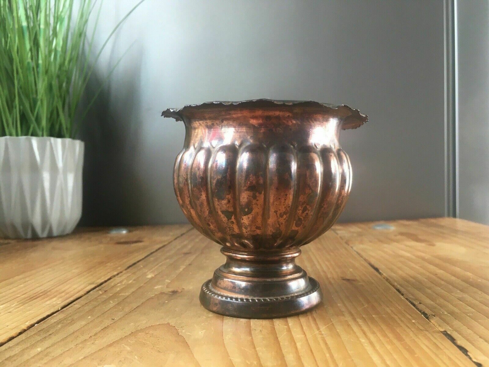 Small Antique Copper Pedestal Urn Planter Plant Pot Queen Anne Reeded Gadrooned photo Home Decor