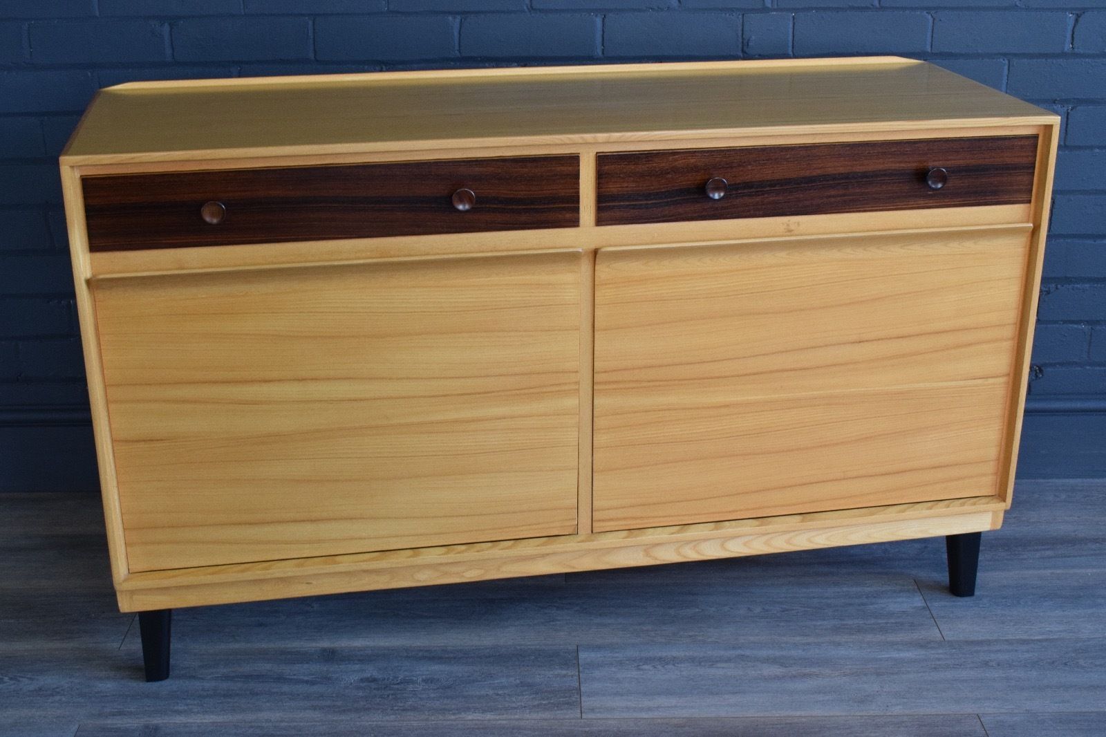 Gordon Russell Light Ash Sideboard photo vinterior