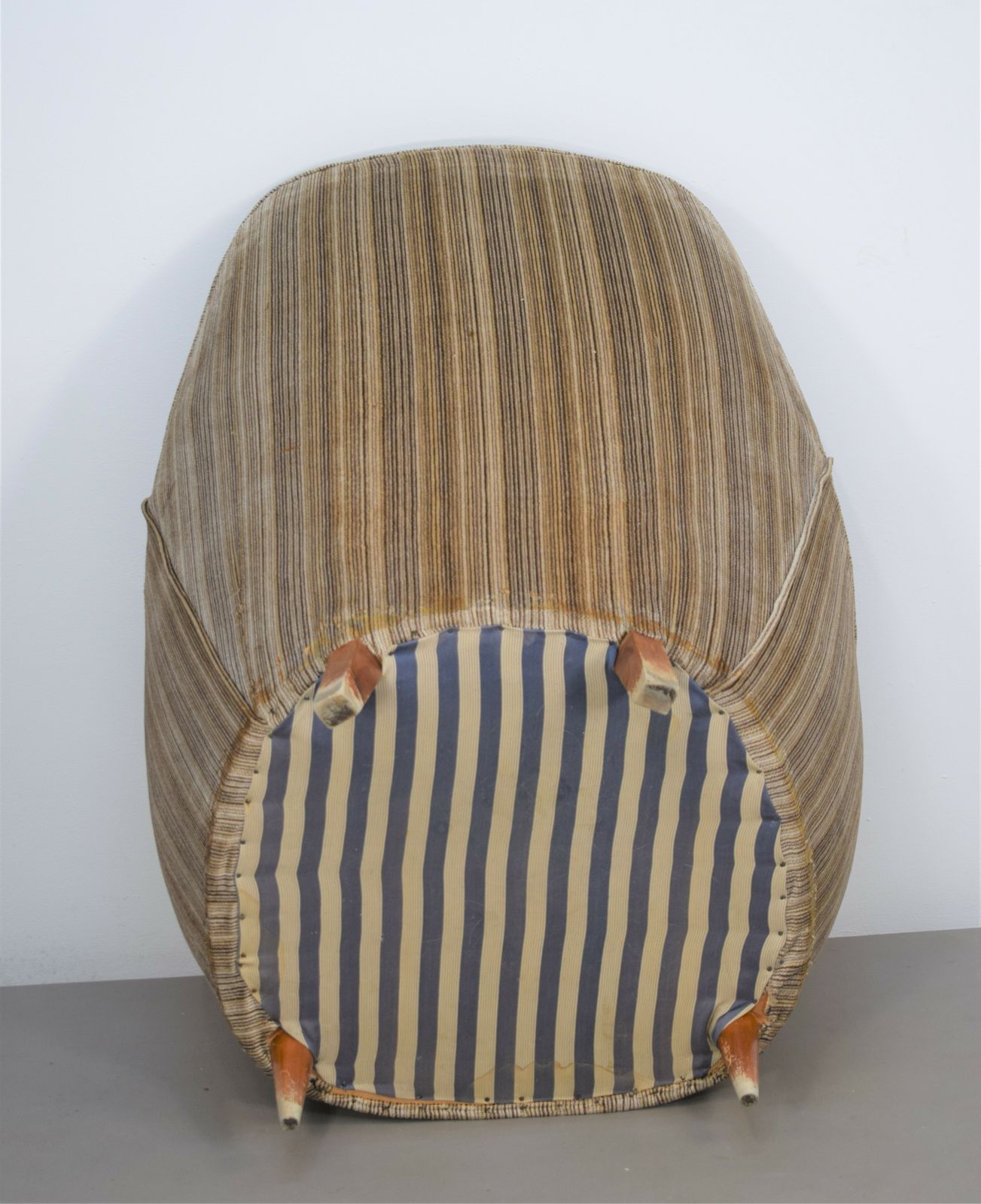 Italian Armchair, 1950s photo Furniture