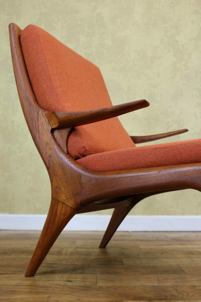 Quality British Sculptured 1960s Teak Armchair photo vinterior