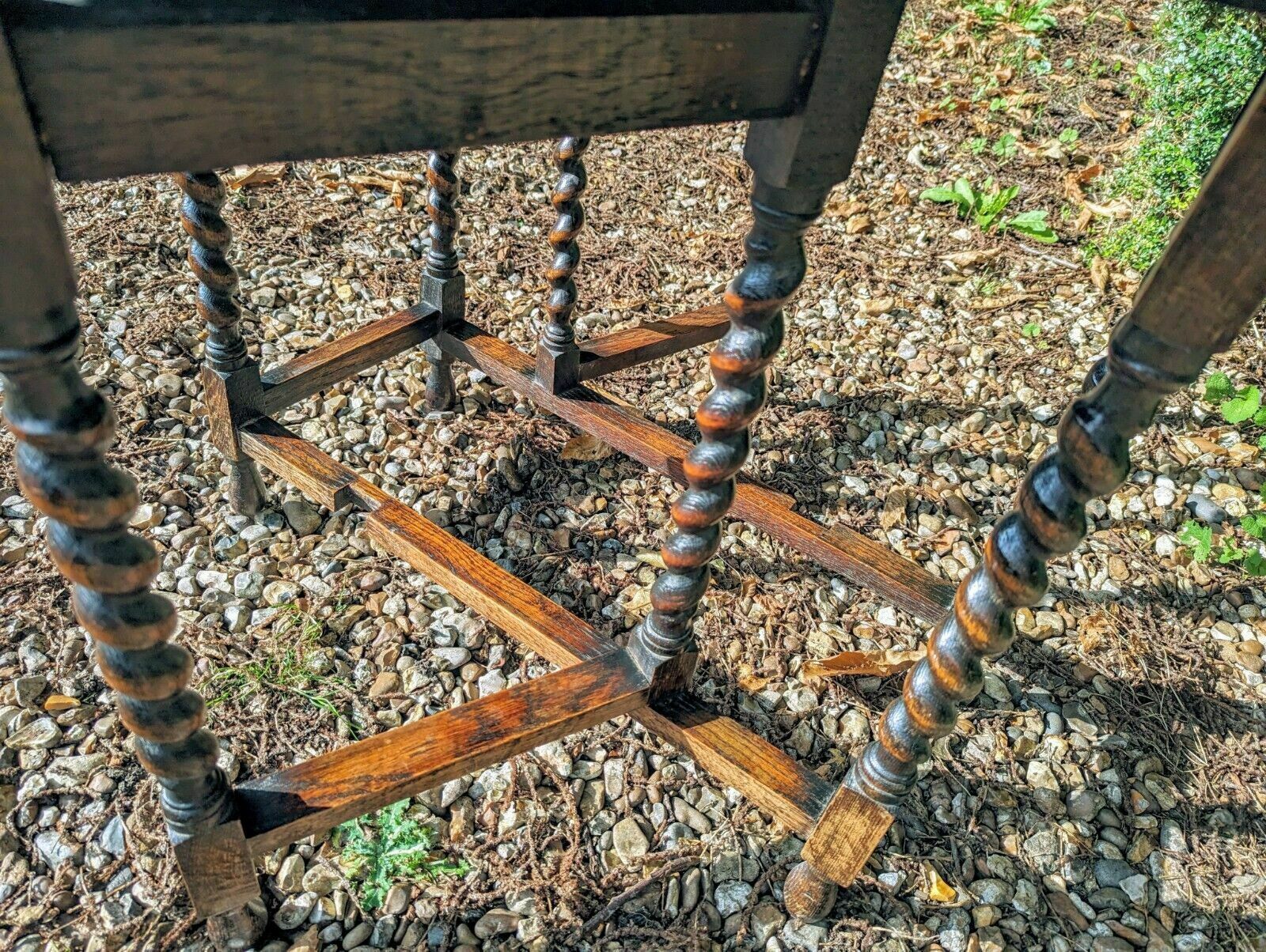 Early 20th C Oak Leaf Gate Leg Table, Barly Twist Supports 0213. photo vinterior