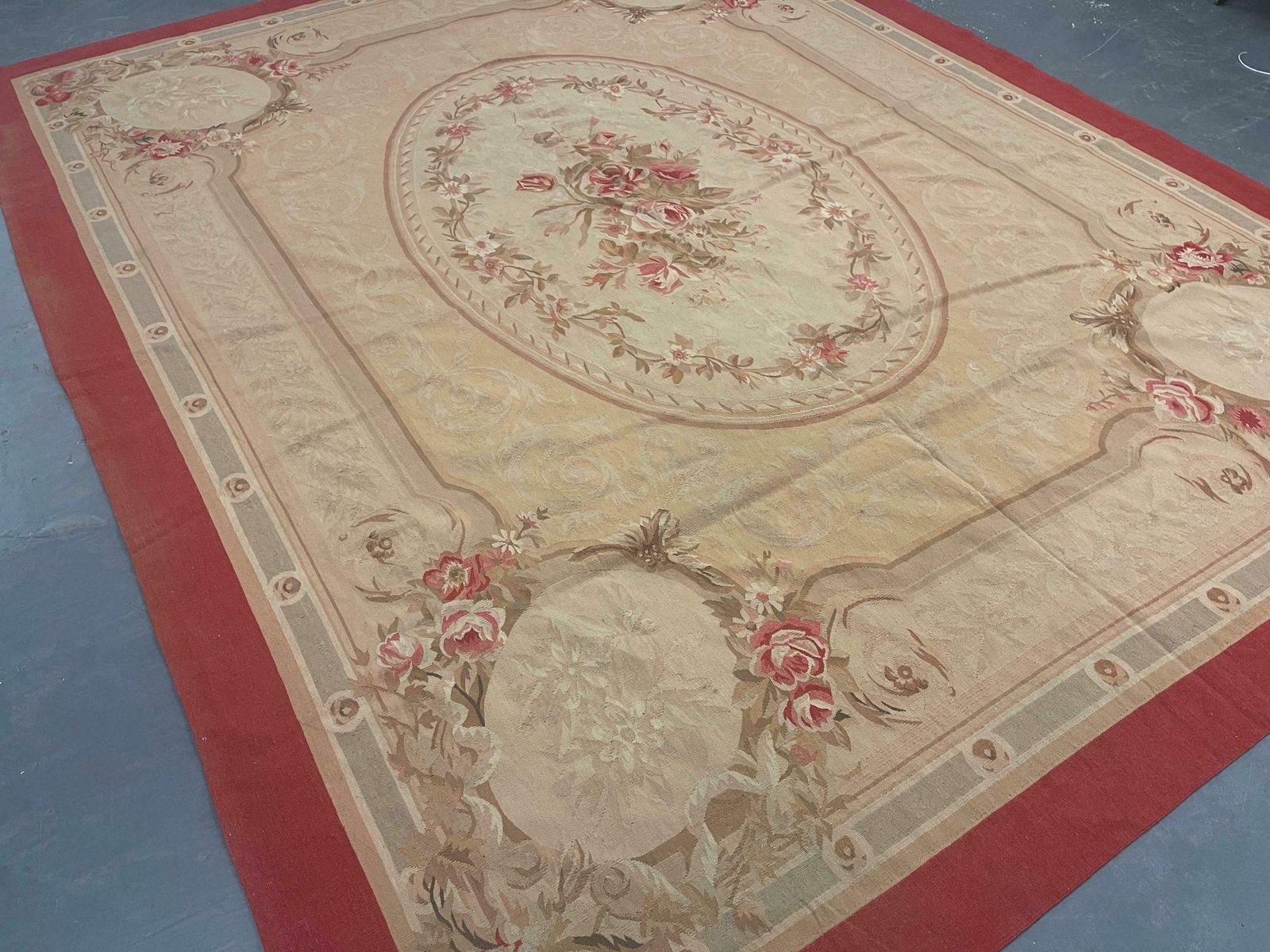 Handmade Aubusson Rug 1980 French  Carpet Vintage Pink And Beige Wool Rugs photo furniture