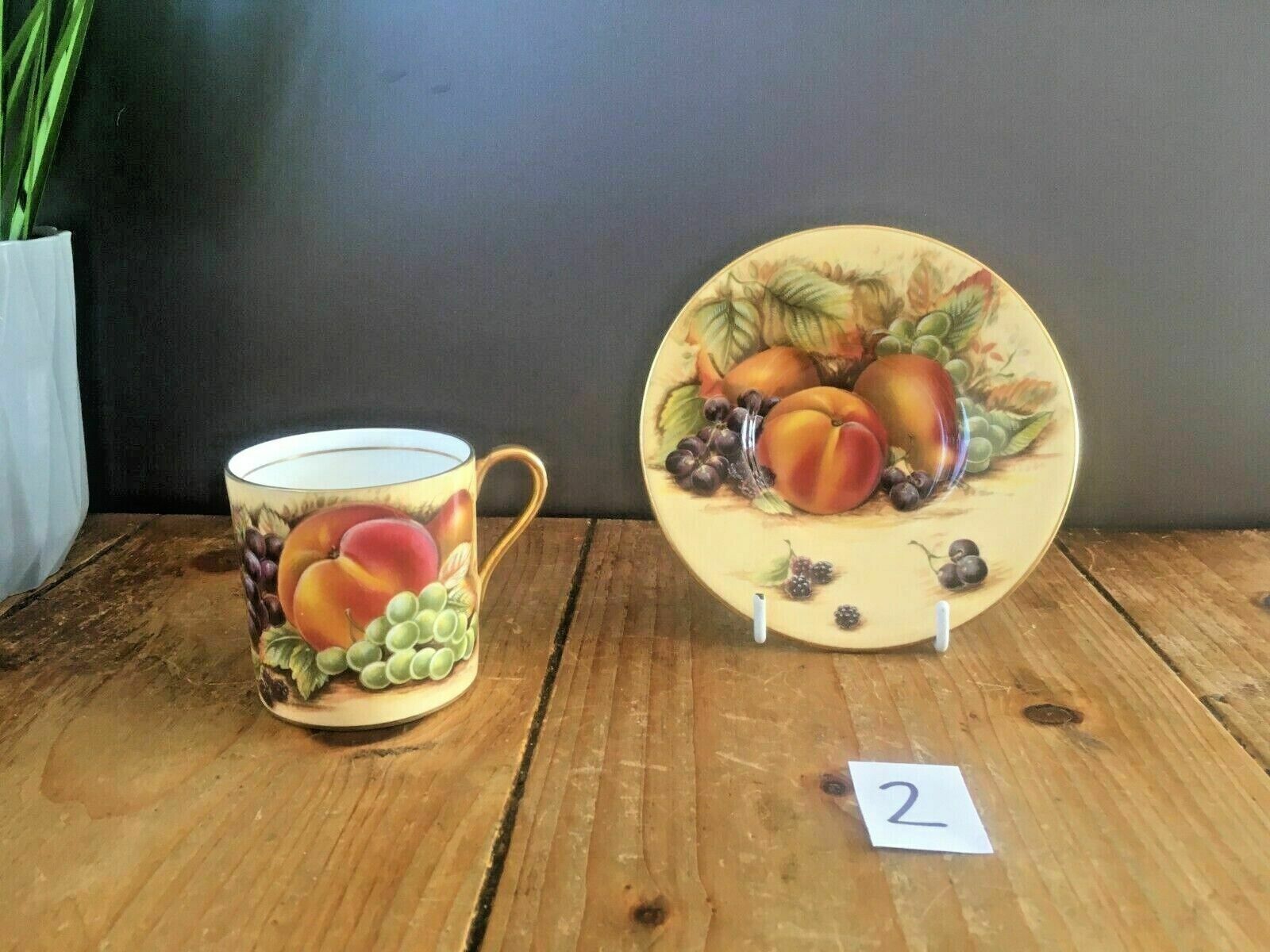 photo vinterior Vintage Aynsley Orchard Gold Fruit Fine China Cabinet Coffee Can Cup & Saucer