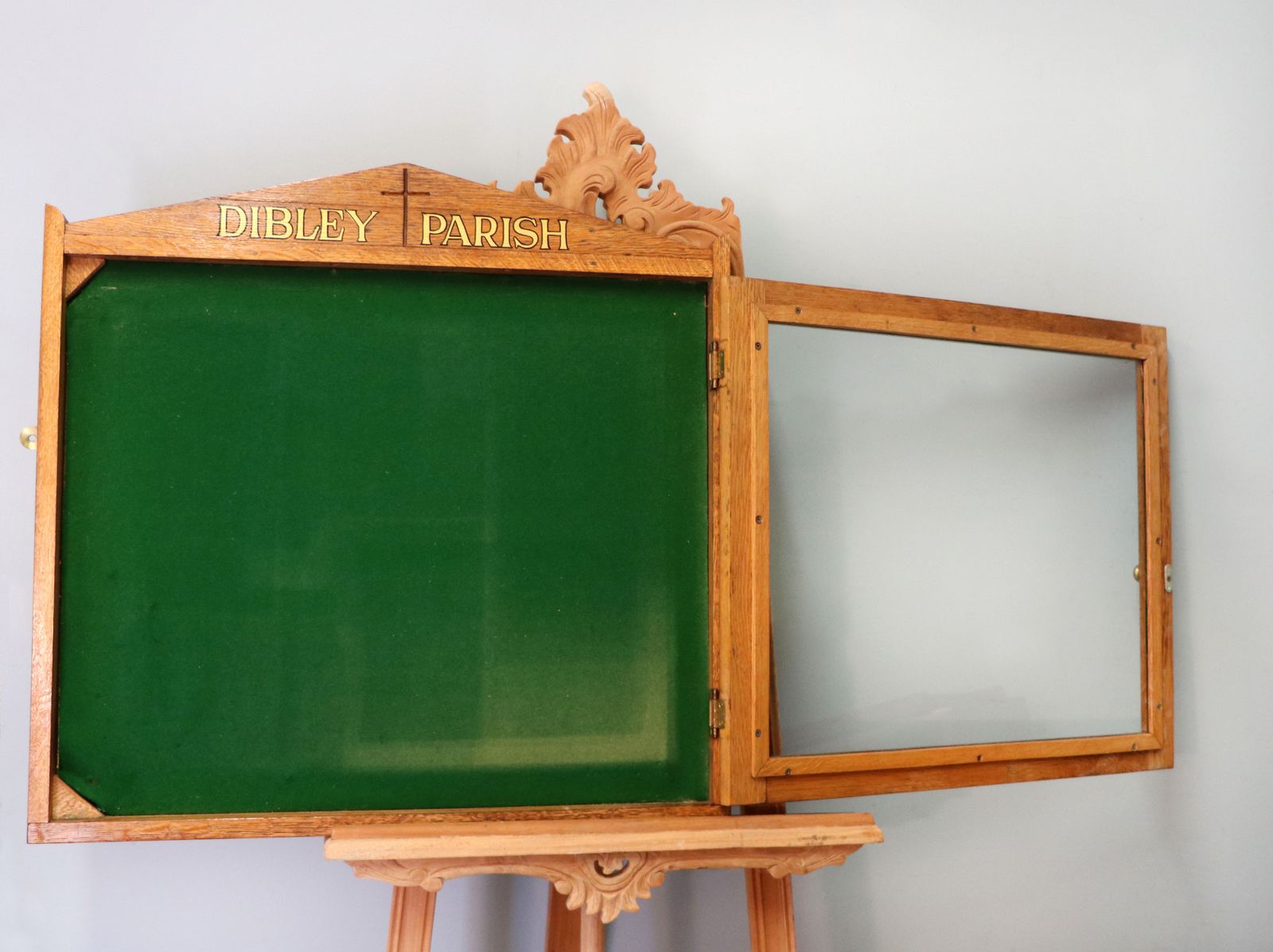 An Unusual Late Victorian Oak Church Notice Board Sign Written Vicar Of Dibley photo 395.0