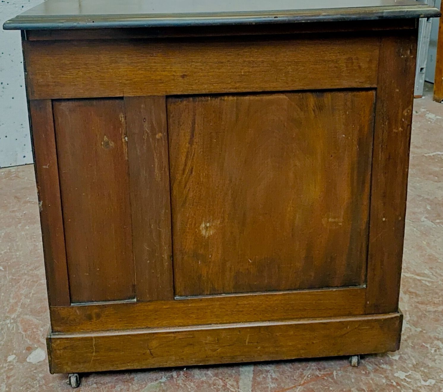 Mahogany Boxed Flat Desk In Mahogany Wood XX Century photo buy